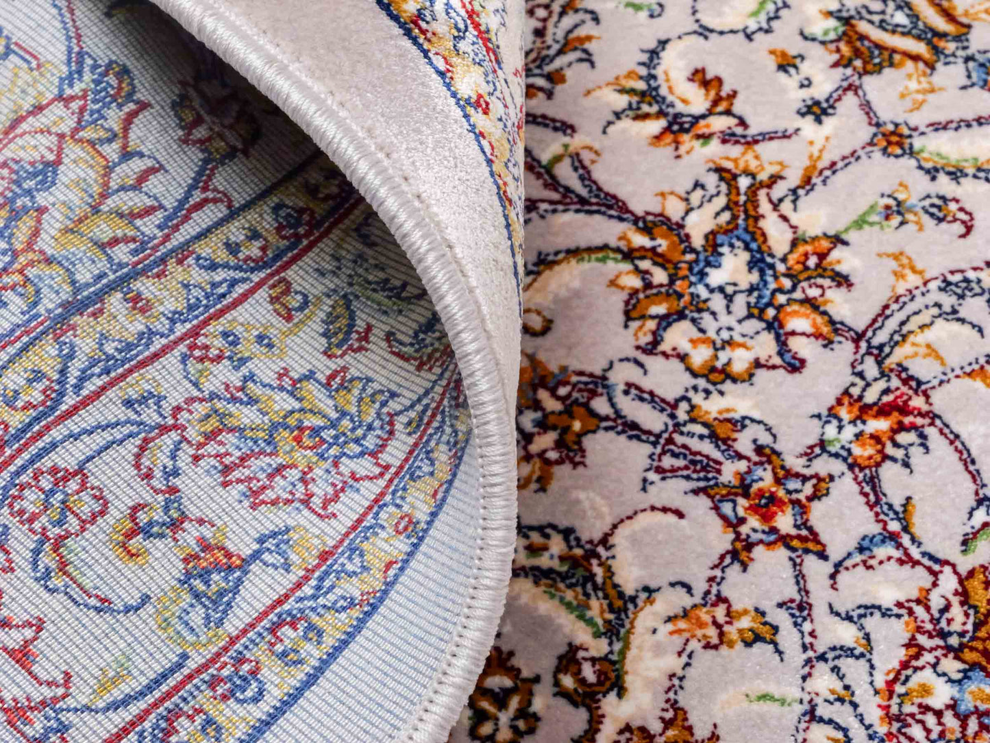 Ghom Maschinenteppich "Afridun" 90 x 60 cm aus pflanzlicher Seide (Viskose) mit Allover-Design, Silber-Grau. Teppichnummer: V2SV054M. Persian Luxury Collection by Khademi. Made in Iran / Persia – Vertrieb durch JUPITER Intl.