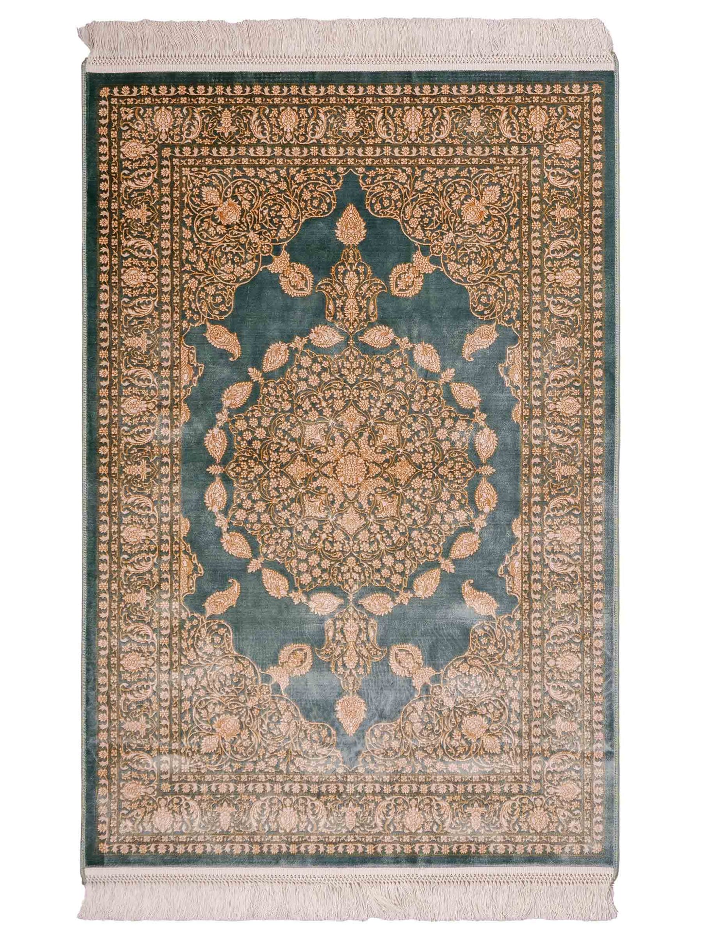 Ghom Maschinenteppich "Anahita" 120 x 80 cm aus pflanzlicher Seide (Viskose) mit Spiegel-Medaillon, Grün. Teppichnummer: V3TL096M. Persian Luxury Collection by Khademi. Made in Iran / Persia – Vertrieb durch JUPITER Intl.