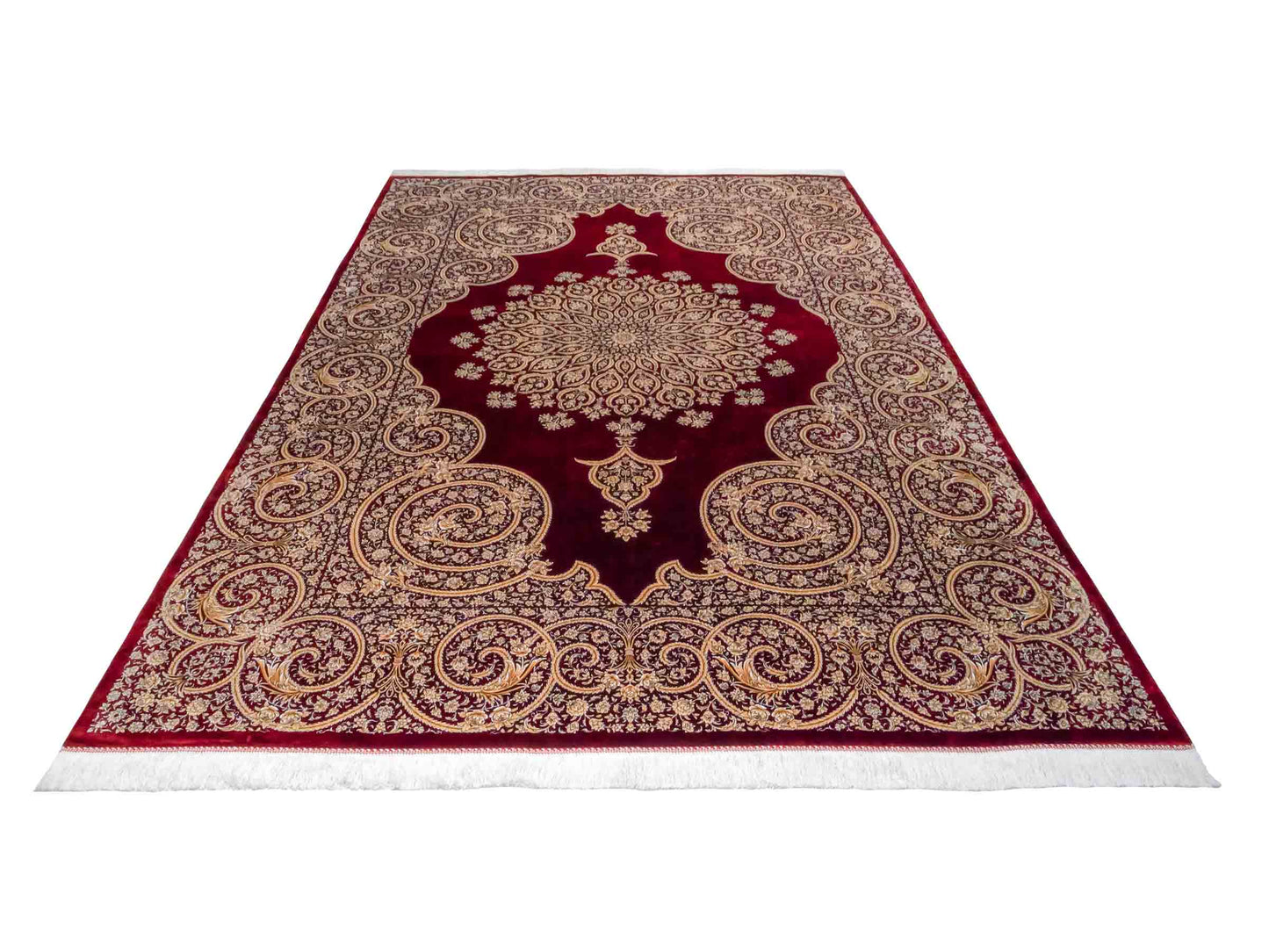 Ghom Maschinenteppich "Arash" 300 x 200 cm aus pflanzlicher Seide (Viskose) mit Spiegel-Medaillon, Rot. Teppichnummer: V4RD600H. Persian Luxury Collection by Khademi. Made in Iran / Persia – Vertrieb durch JUPITER Intl.