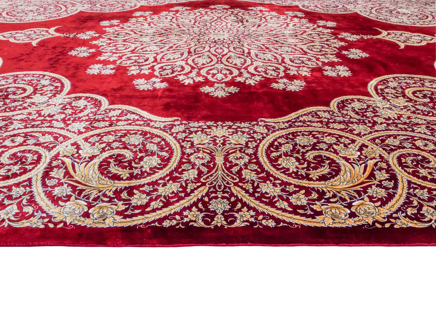 Ghom Maschinenteppich "Arash" 300 x 200 cm aus pflanzlicher Seide (Viskose) mit Spiegel-Medaillon, Rot. Teppichnummer: V4RD600H. Persian Luxury Collection by Khademi. Made in Iran / Persia – Vertrieb durch JUPITER Intl.