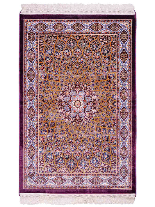 Ghom Maschinenteppich "Ardashir" 120 x 80 cm aus pflanzlicher Seide (Viskose) mit Gumbad-Medaillon, Lila-Violett. Teppichnummer: V5AE096M. Persian Luxury Collection by Khademi. Made in Iran / Persia – Vertrieb durch JUPITER Intl.