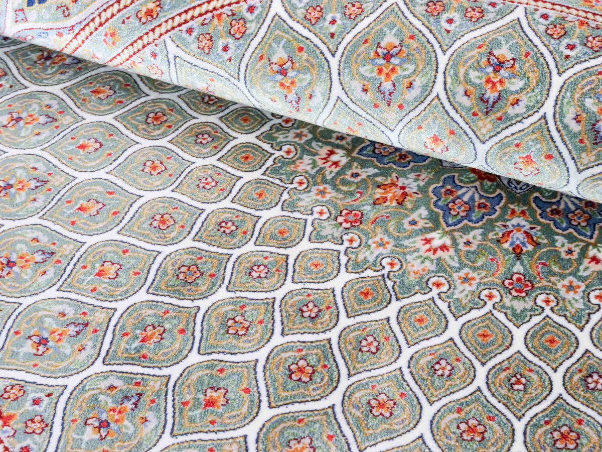 Runder Ghom Maschinenteppich "Ardashir" 100 x 100 cm, mit Medaillon, aus pflanzlicher Seide (Viskose), Türkis. Teppichnummer: V5TL100H. Persian Luxury Collection by Khademi. Made in Iran / Persia – Vertrieb durch JUPITER Intl.