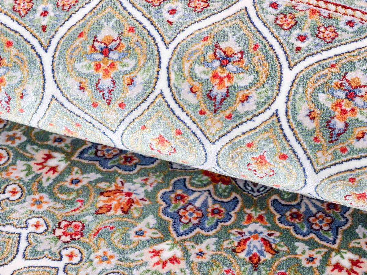 Runder Ghom Maschinenteppich "Ardashir" 100 x 100 cm, mit Medaillon, aus pflanzlicher Seide (Viskose), Türkis. Teppichnummer: V5TL100H. Persian Luxury Collection by Khademi. Made in Iran / Persia – Vertrieb durch JUPITER Intl.
