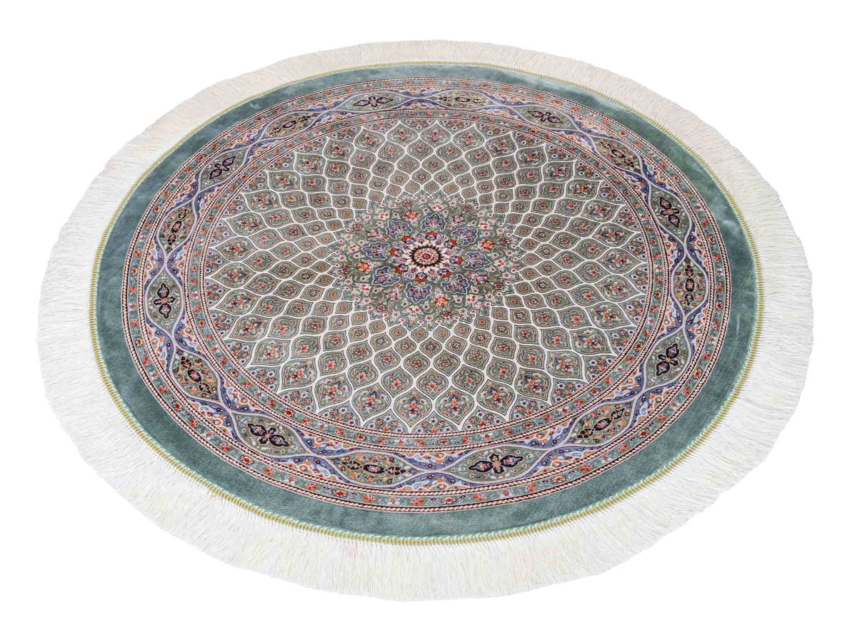 Runder Ghom Maschinenteppich "Ardashir" 100 x 100 cm, mit Medaillon, aus pflanzlicher Seide (Viskose), Türkis. Teppichnummer: V5TL100H. Persian Luxury Collection by Khademi. Made in Iran / Persia – Vertrieb durch JUPITER Intl.
