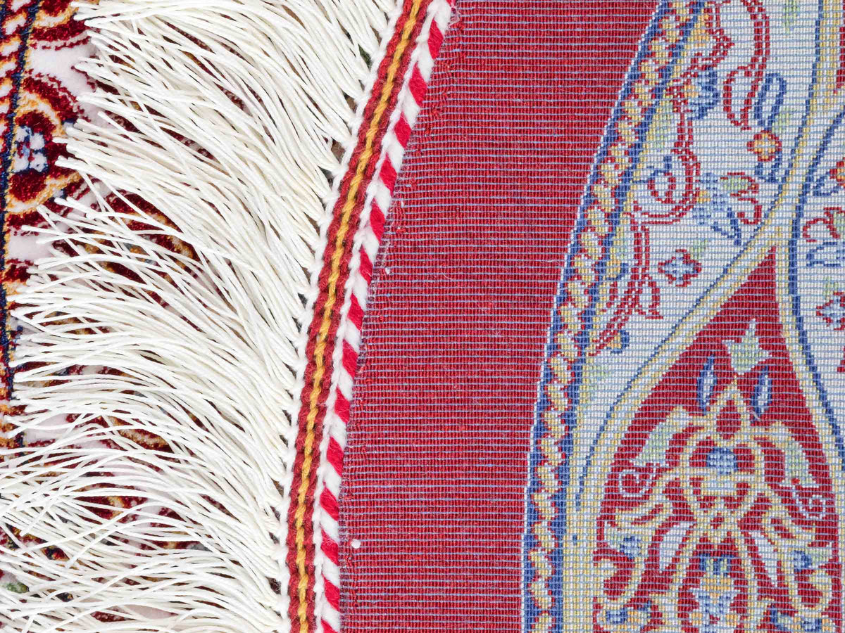 Runder Ghom Maschinenteppich "Ardashir" 60 x 60 cm, mit Medaillon, aus pflanzlicher Seide (Viskose), Rot. Teppichnummer: V5RD036H. Persian Luxury Collection by Khademi. Made in Iran / Persia – Vertrieb durch JUPITER Intl.