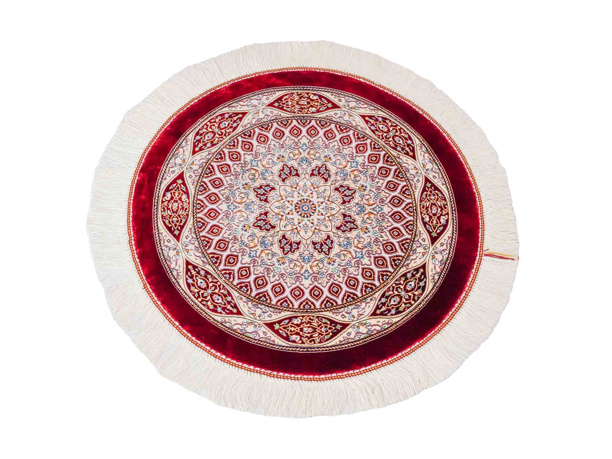 Runder Ghom Maschinenteppich "Ardashir" 60 x 60 cm, mit Medaillon, aus pflanzlicher Seide (Viskose), Rot. Teppichnummer: V5RD036H. Persian Luxury Collection by Khademi. Made in Iran / Persia – Vertrieb durch JUPITER Intl.