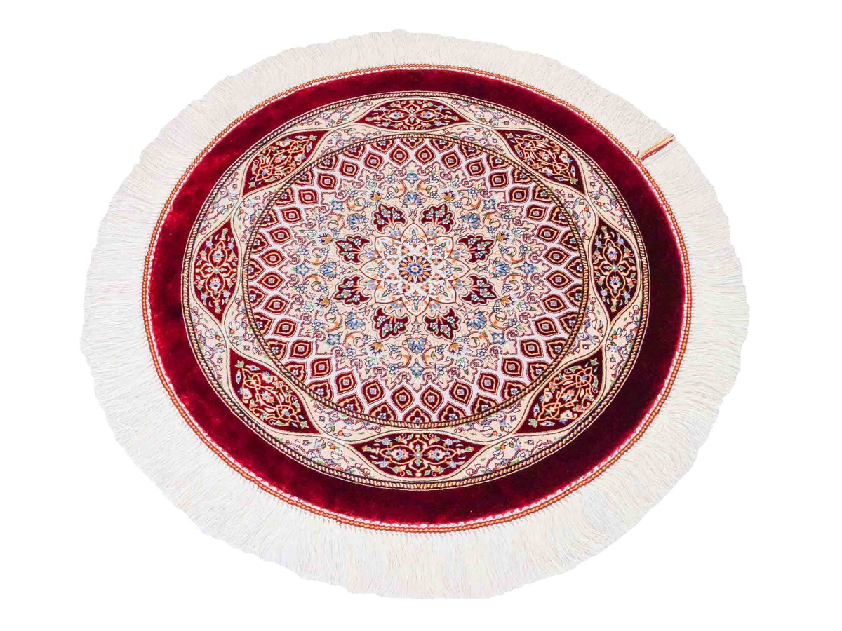 Runder Ghom Maschinenteppich "Ardashir" 60 x 60 cm, mit Medaillon, aus pflanzlicher Seide (Viskose), Rot. Teppichnummer: V5RD036H. Persian Luxury Collection by Khademi. Made in Iran / Persia – Vertrieb durch JUPITER Intl.