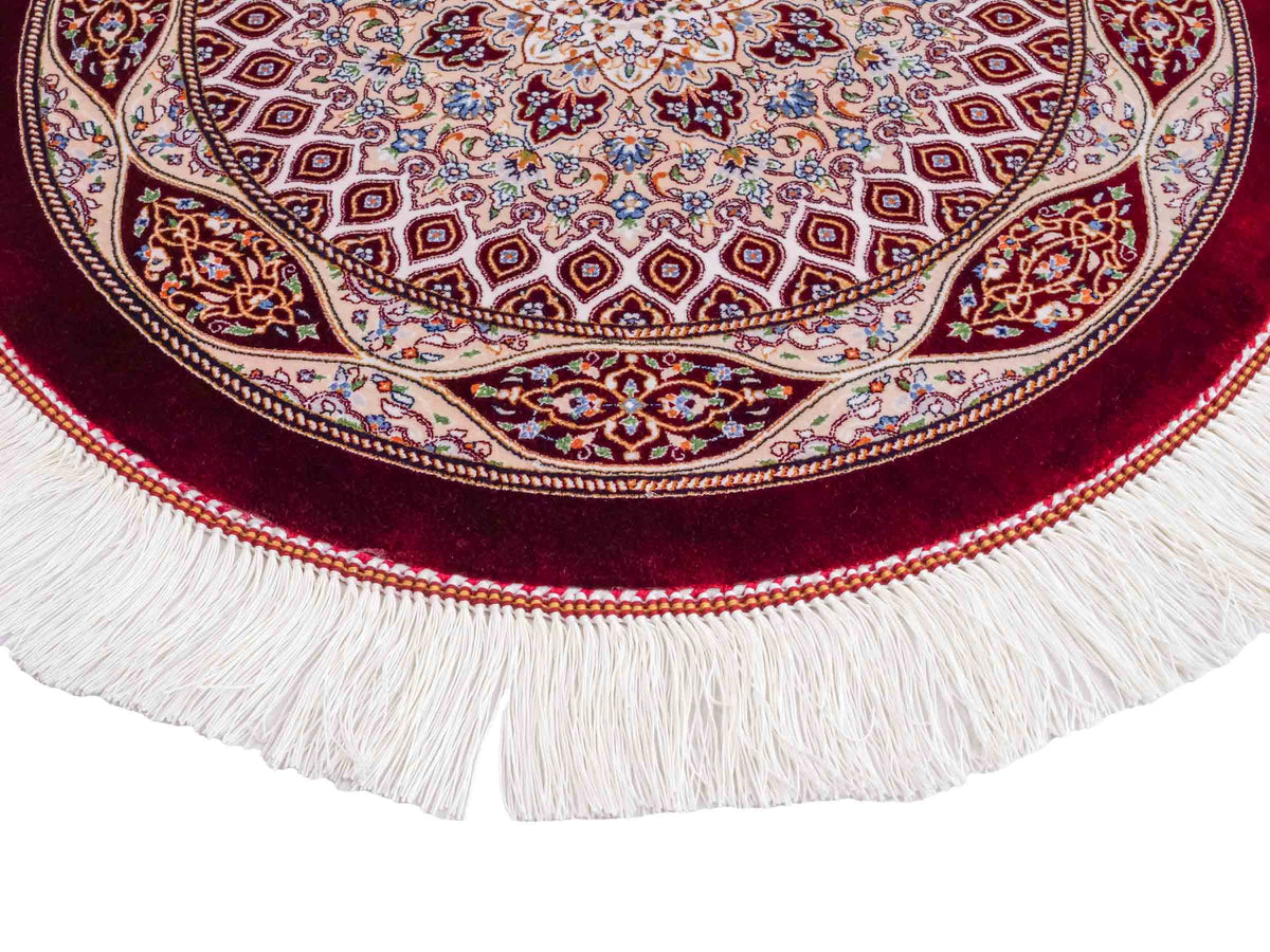 Runder Ghom Maschinenteppich "Ardashir" 60 x 60 cm, mit Medaillon, aus pflanzlicher Seide (Viskose), Rot. Teppichnummer: V5RD036H. Persian Luxury Collection by Khademi. Made in Iran / Persia – Vertrieb durch JUPITER Intl.