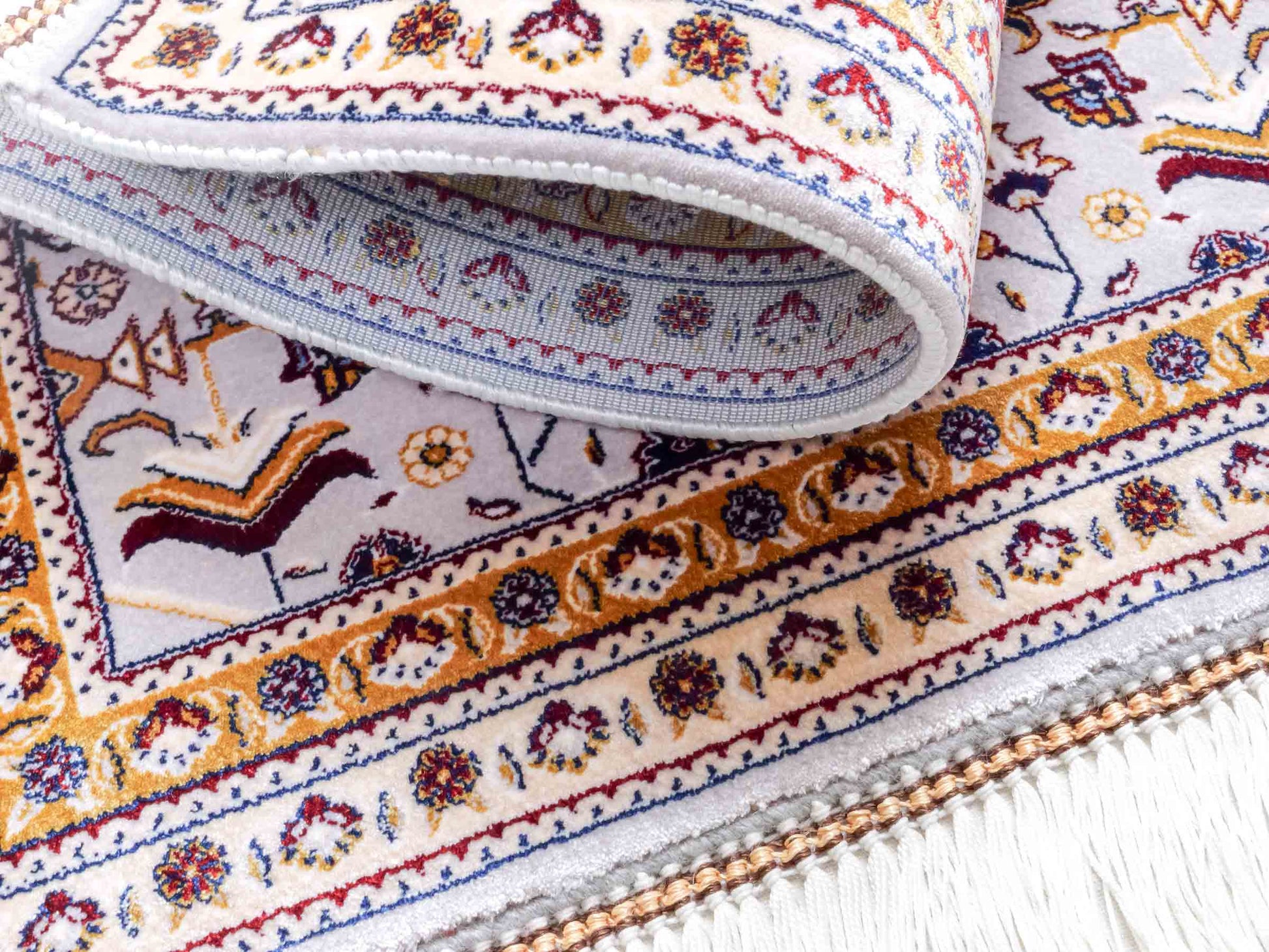 Ghom Maschinenteppich "Azar" 55 x 37 cm aus pflanzlicher Seide (Viskose) mit Allover-Design, Silber-Grau. Teppichnummer: V12SV020H. Persian Luxury Collection by Khademi. Made in Iran / Persia – Vertrieb durch JUPITER Intl.