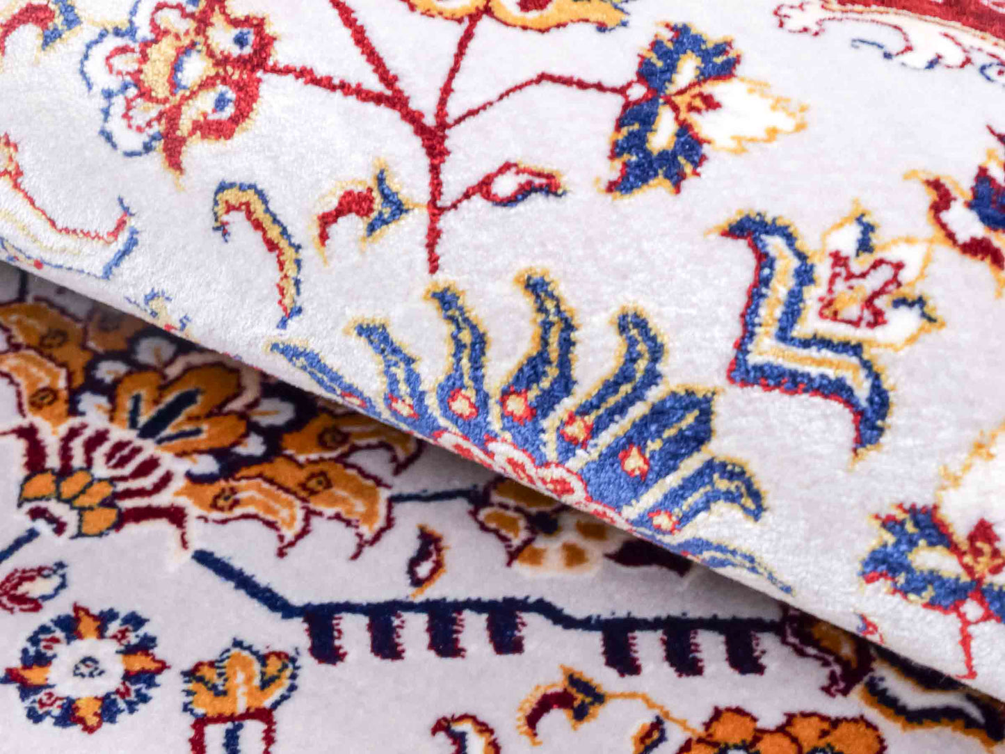 Ghom Maschinenteppich "Azar" 55 x 37 cm aus pflanzlicher Seide (Viskose) mit Allover-Design, Silber-Grau. Teppichnummer: V12SV020H. Persian Luxury Collection by Khademi. Made in Iran / Persia – Vertrieb durch JUPITER Intl.