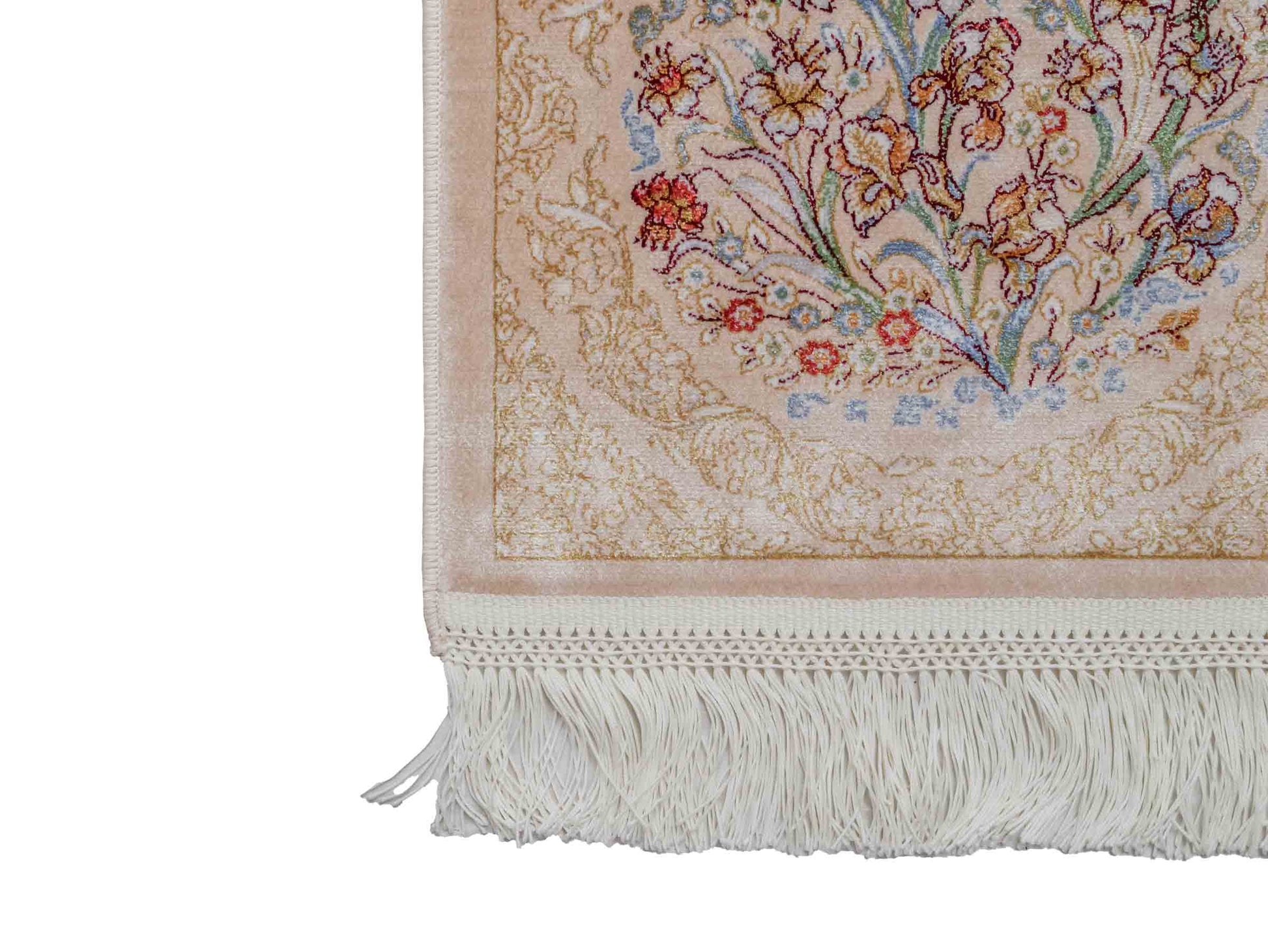 Ghom Maschinenteppich "Bahram" 35 x 35 cm aus pflanzlicher Seide (Viskose) mit floralem Bildmotiv, Beige. Teppichnummer: V14BG012M. Persian Luxury Collection by Khademi. Made in Iran / Persia – Vertrieb durch JUPITER Intl.
