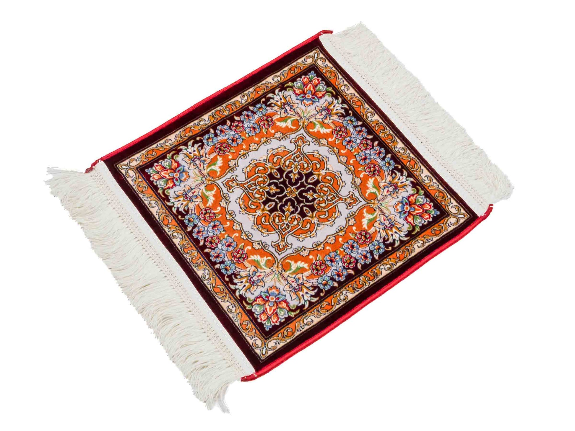 Ghom Maschinenteppich "Behzad" 40 x 40 cm aus pflanzlicher Seide (Viskose) mit Medaillon, Rot. Teppichnummer: V15RD016M. Persian Luxury Collection by Khademi. Made in Iran / Persia – Vertrieb durch JUPITER Intl.