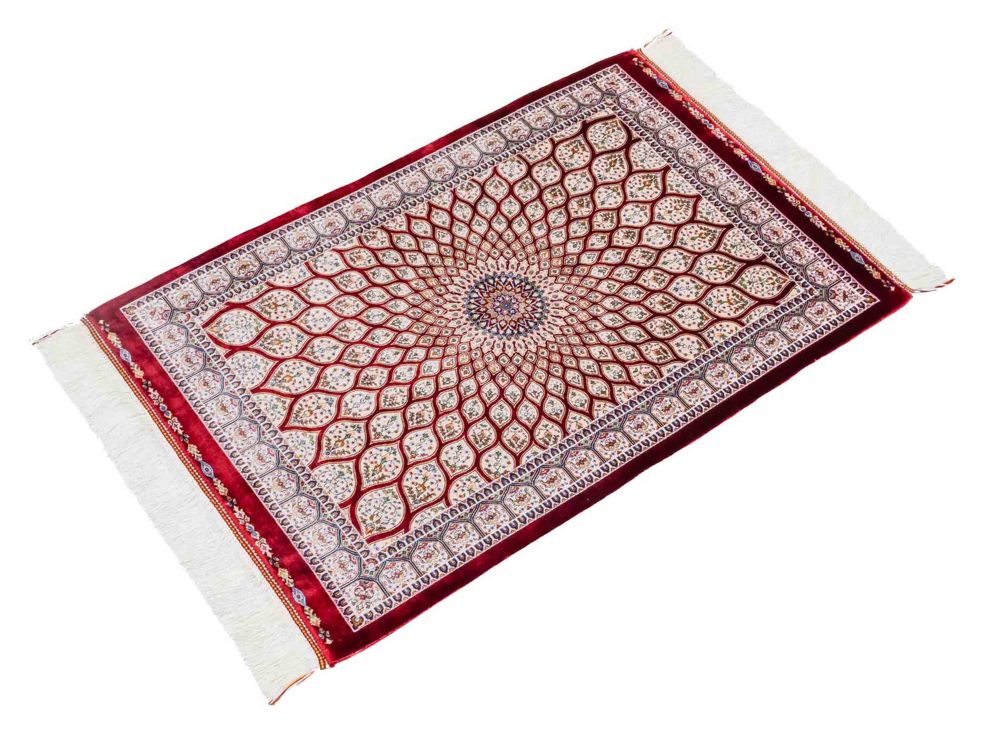 Ghom Maschinenteppich "Dara" 90 x 60 cm aus pflanzlicher Seide (Viskose) mit Gumbad-Medaillon, Rot. Teppichnummer: V19RD054H. Persian Luxury Collection by Khademi. Made in Iran / Persia – Vertrieb durch JUPITER Intl.