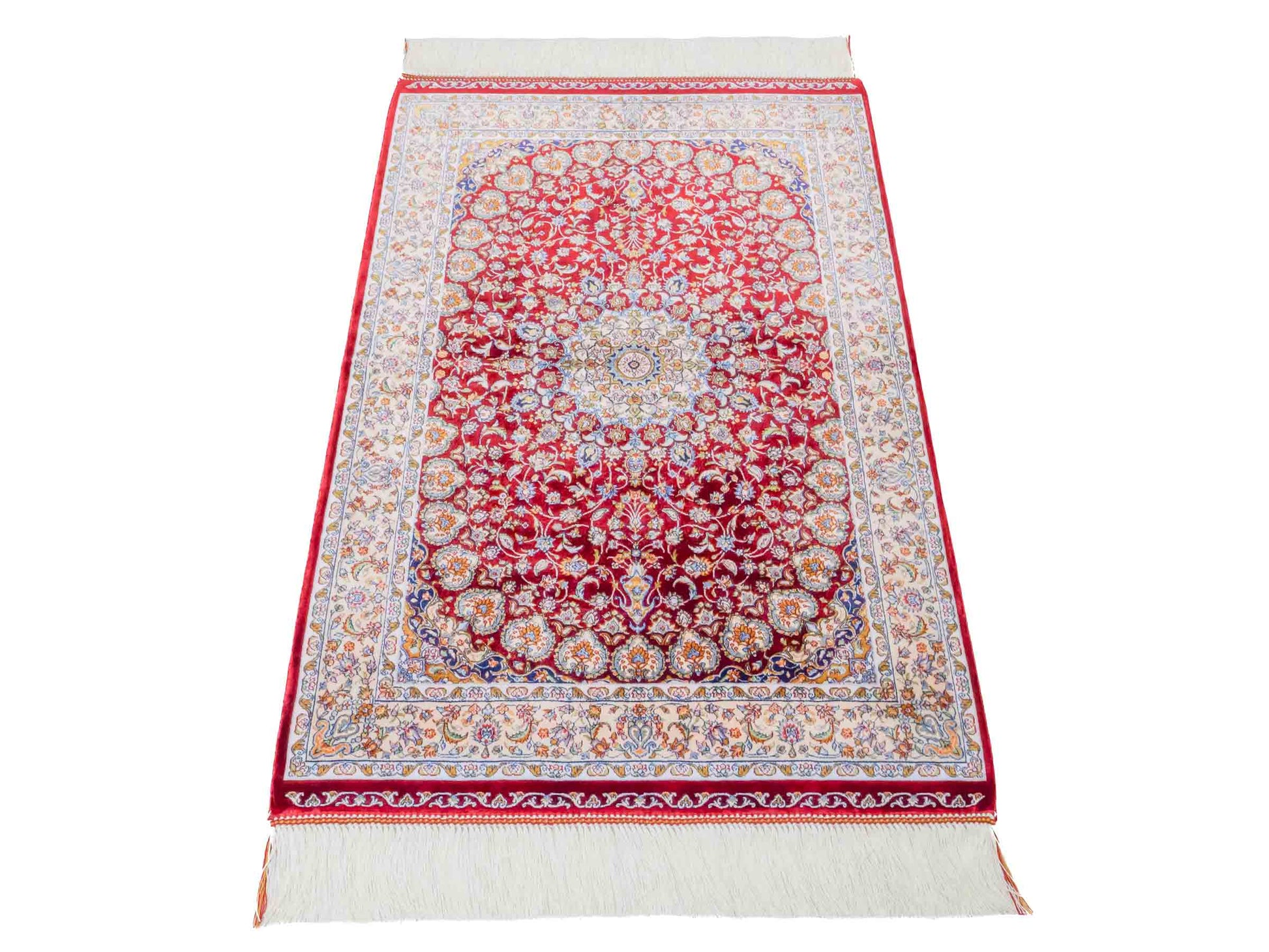 Ghom Maschinenteppich "Darab" 90 x 60 cm aus pflanzlicher Seide (Viskose) mit Medaillon, Rot. Teppichnummer: V20RD054H. Persian Luxury Collection by Khademi. Made in Iran / Persia – Vertrieb durch JUPITER Intl.