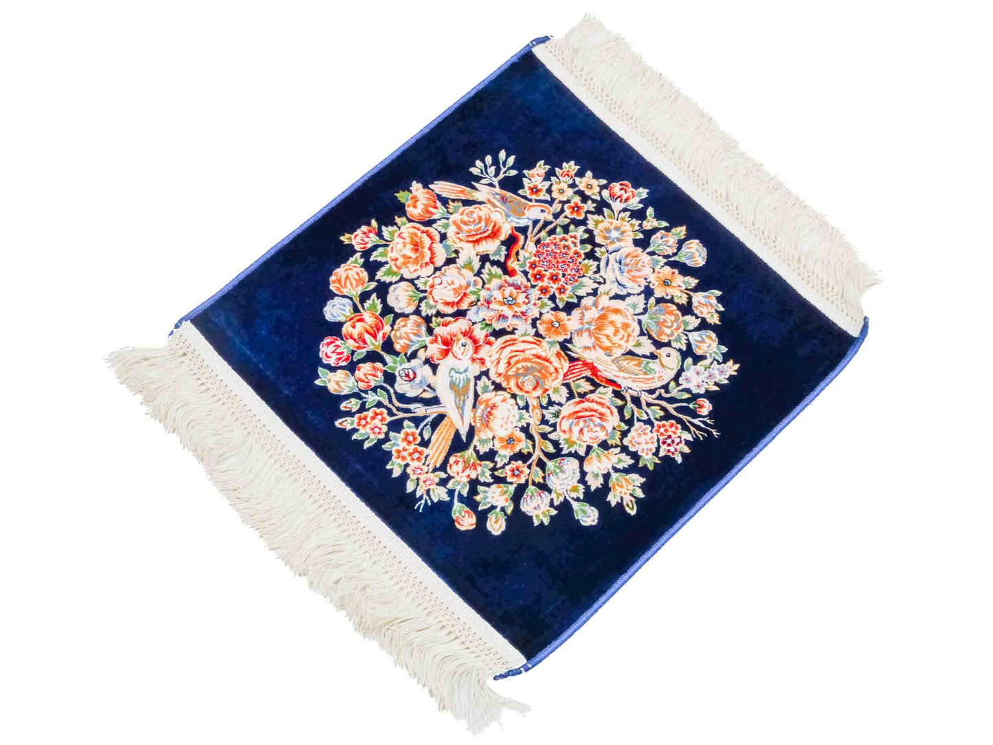 Ghom Maschinenteppich "Dastan" 40 x 40 cm aus pflanzlicher Seide (Viskose) mit floralem Bildmotiv, Navy-Blau. Teppichnummer: V21NY016M. Persian Luxury Collection by Khademi. Made in Iran / Persia – Vertrieb durch JUPITER Intl.