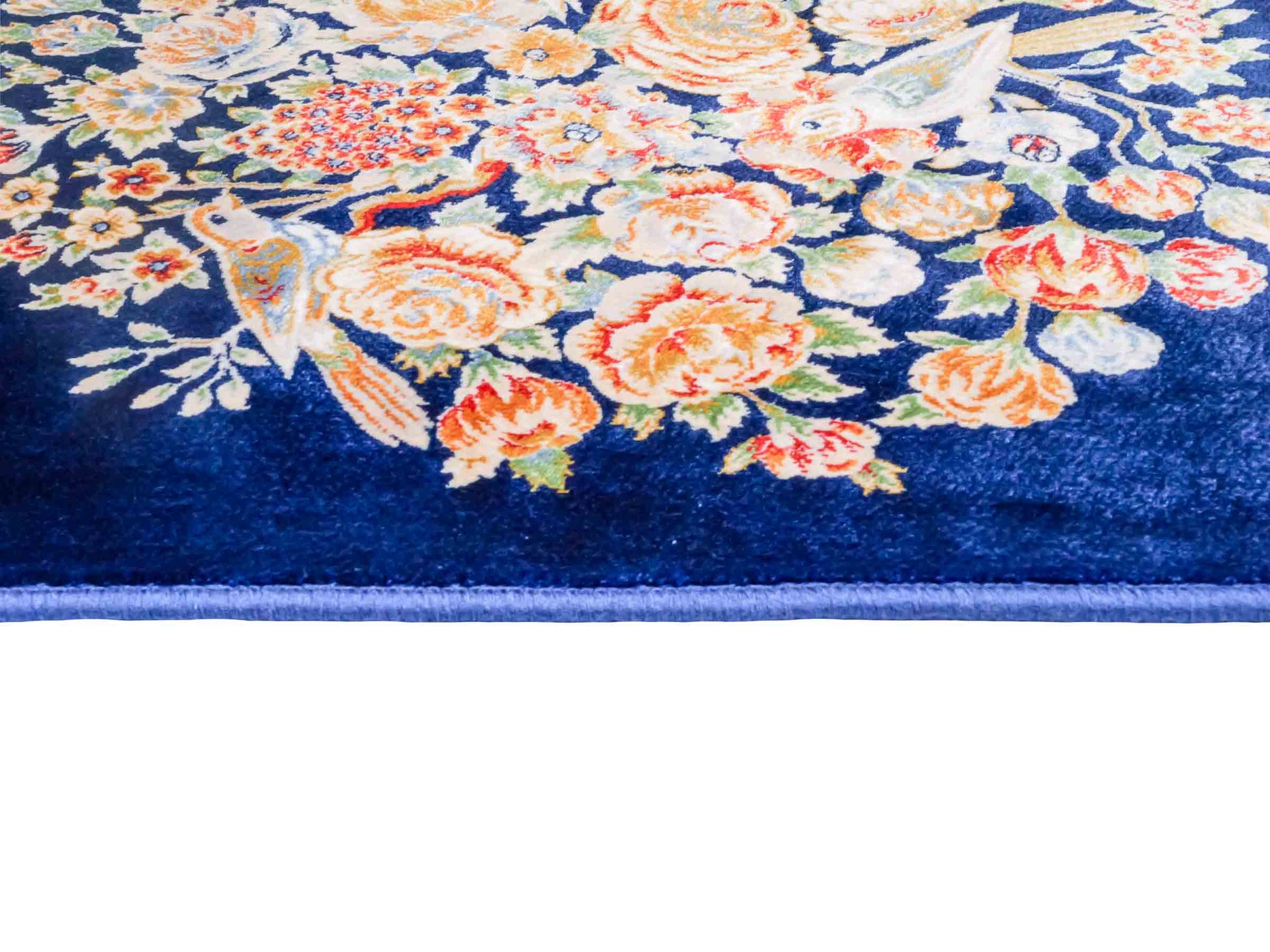 Ghom Maschinenteppich "Dastan" 40 x 40 cm aus pflanzlicher Seide (Viskose) mit floralem Bildmotiv, Navy-Blau. Teppichnummer: V21NY016M. Persian Luxury Collection by Khademi. Made in Iran / Persia – Vertrieb durch JUPITER Intl.