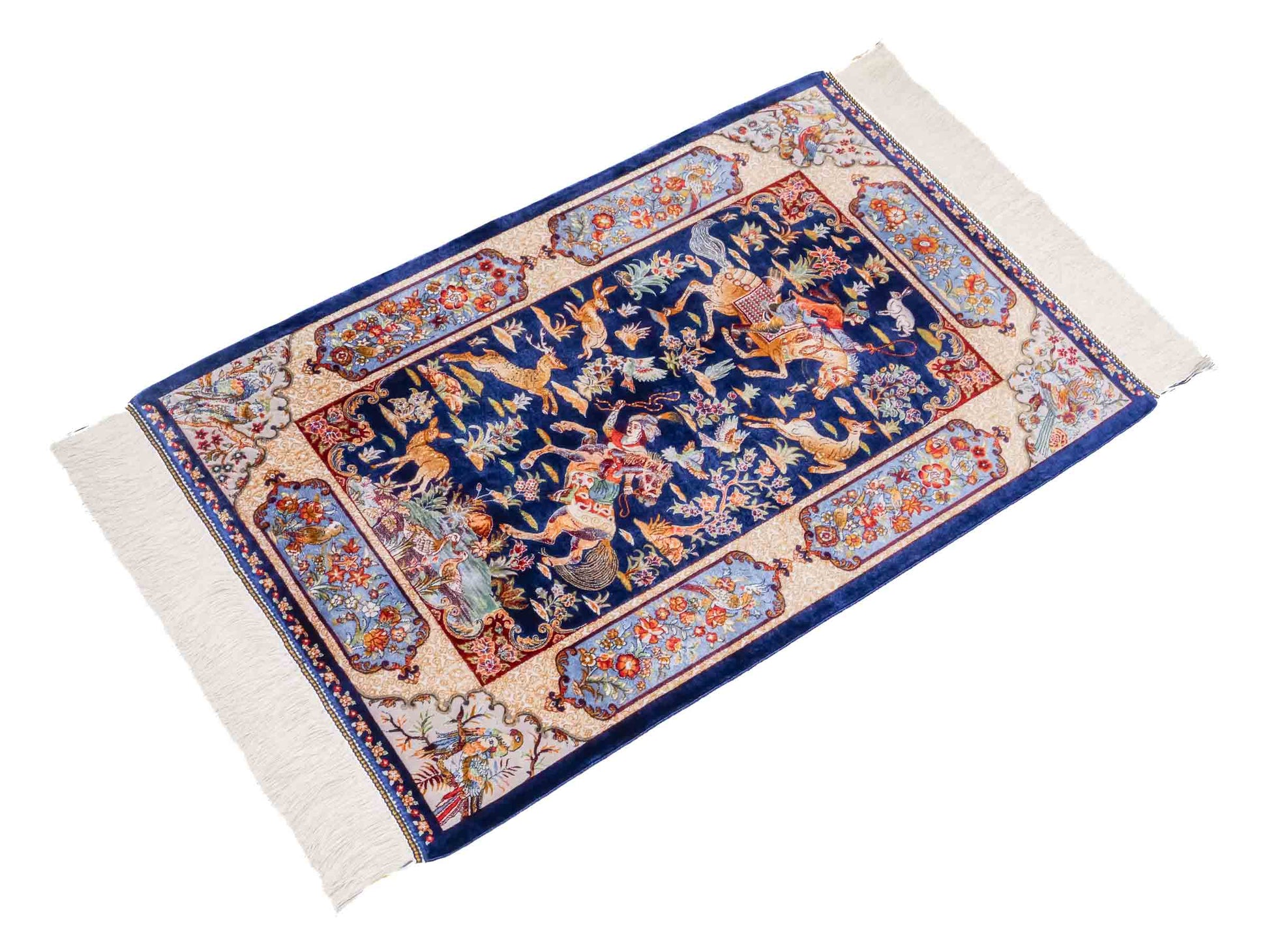 Ghom Maschinenteppich "Fariborz" 90 x 60 cm aus pflanzlicher Seide (Viskose) mit Jagdmotiv, Navy-Blau. Teppichnummer: V25NY054H. Persian Luxury Collection by Khademi. Made in Iran / Persia – Vertrieb durch JUPITER Intl.