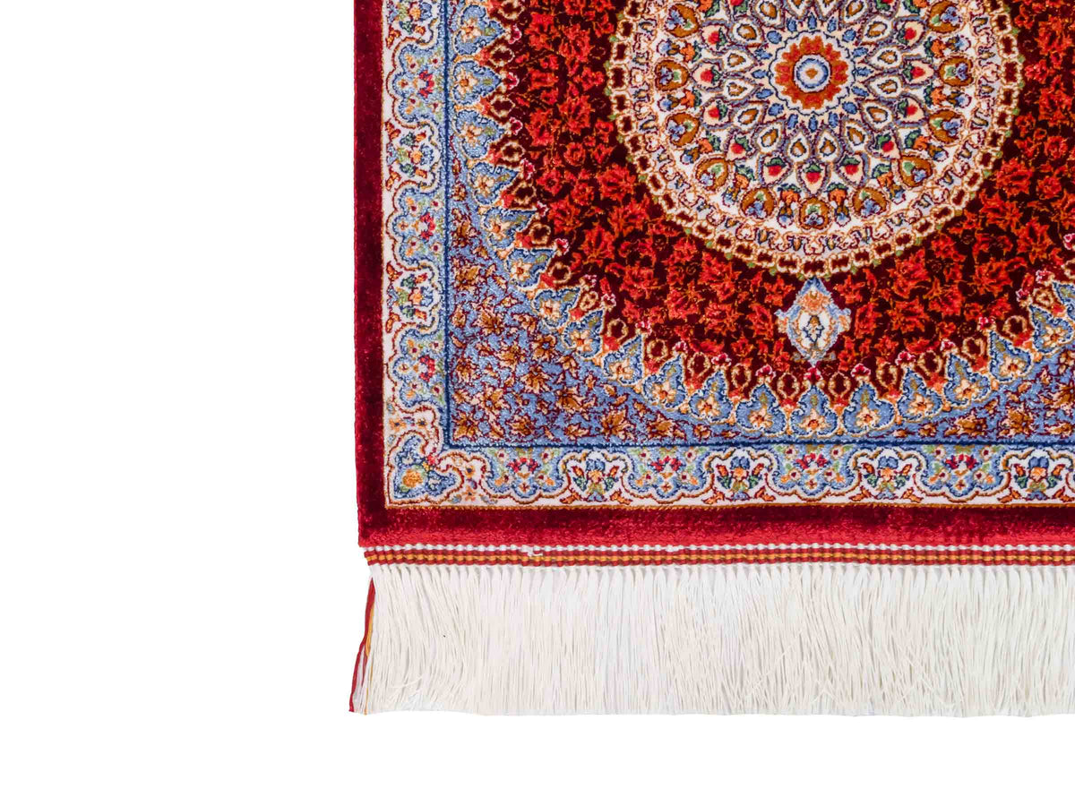 Ghom Maschinenteppich "Fereydun" 40 x 40 cm, mit Medaillon, Rot-Orange, aus pflanzlicher Seide (Viskose), Hand-Finished. Teppichnummer: V28RD016H. Persian Luxury Collection by Khademi. Made in Iran / Persia – Vertrieb durch JUPITER Intl.