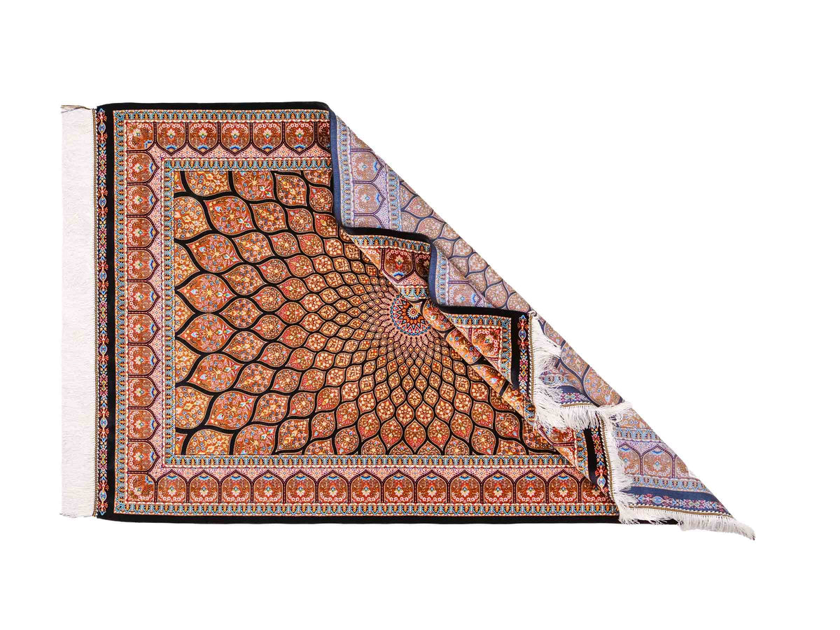 Ghom Maschinenteppich "Goshasp" 150 x 100 cm, mit Medaillon, aus pflanzlicher Seide (Viskose), Schwarz-Braun. Teppichnummer: V40BB150H. Persian Luxury Collection by Khademi. Made in Iran / Persia – Vertrieb durch JUPITER Intl.