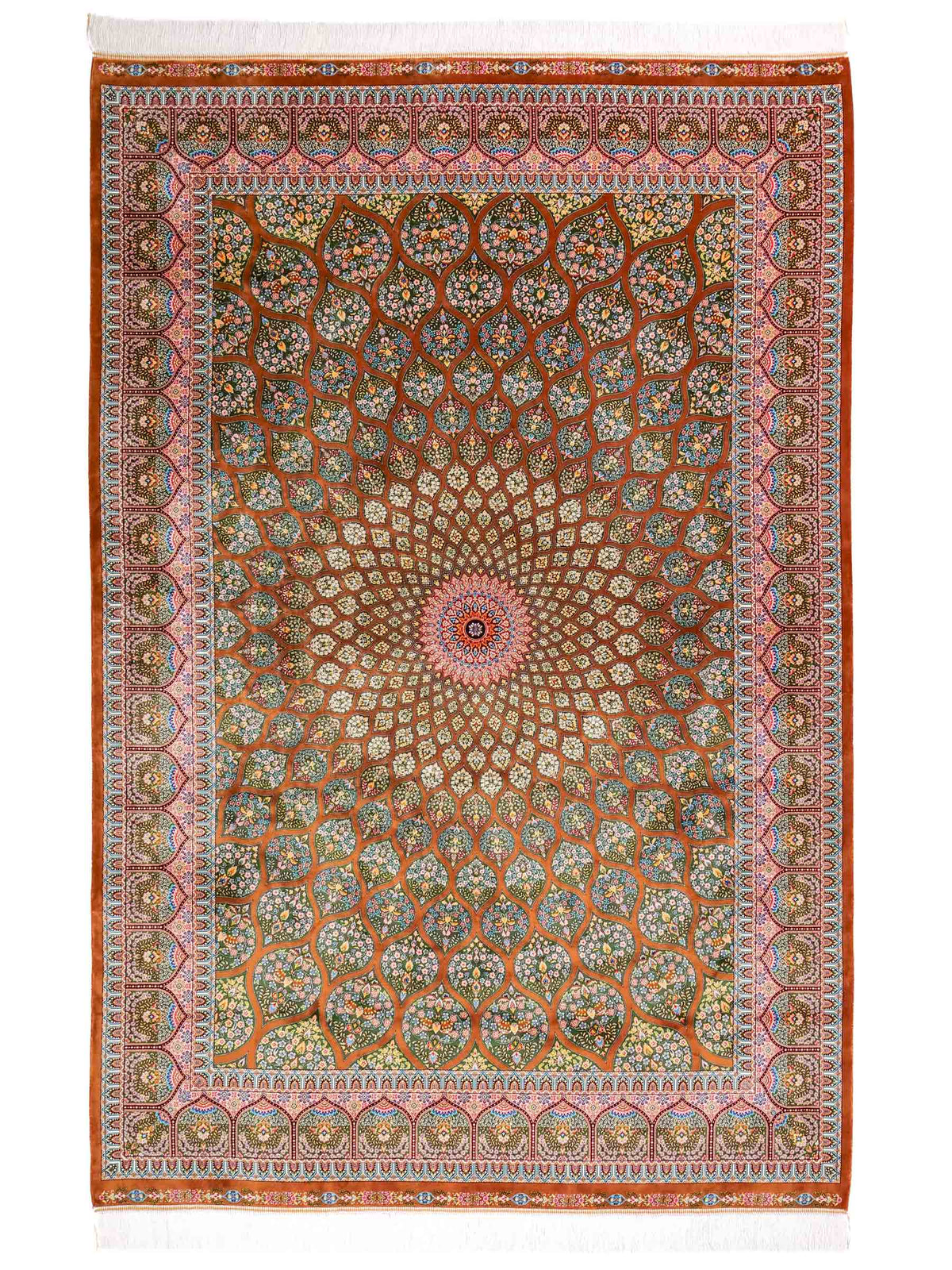 Ghom Maschinenteppich "Goshasp" 225 x 150 cm, mit Medaillon, aus pflanzlicher Seide (Viskose), Braun-Grün. Teppichnummer: V40WN338H. Persian Luxury Collection by Khademi. Made in Iran / Persia – Vertrieb durch JUPITER Intl.