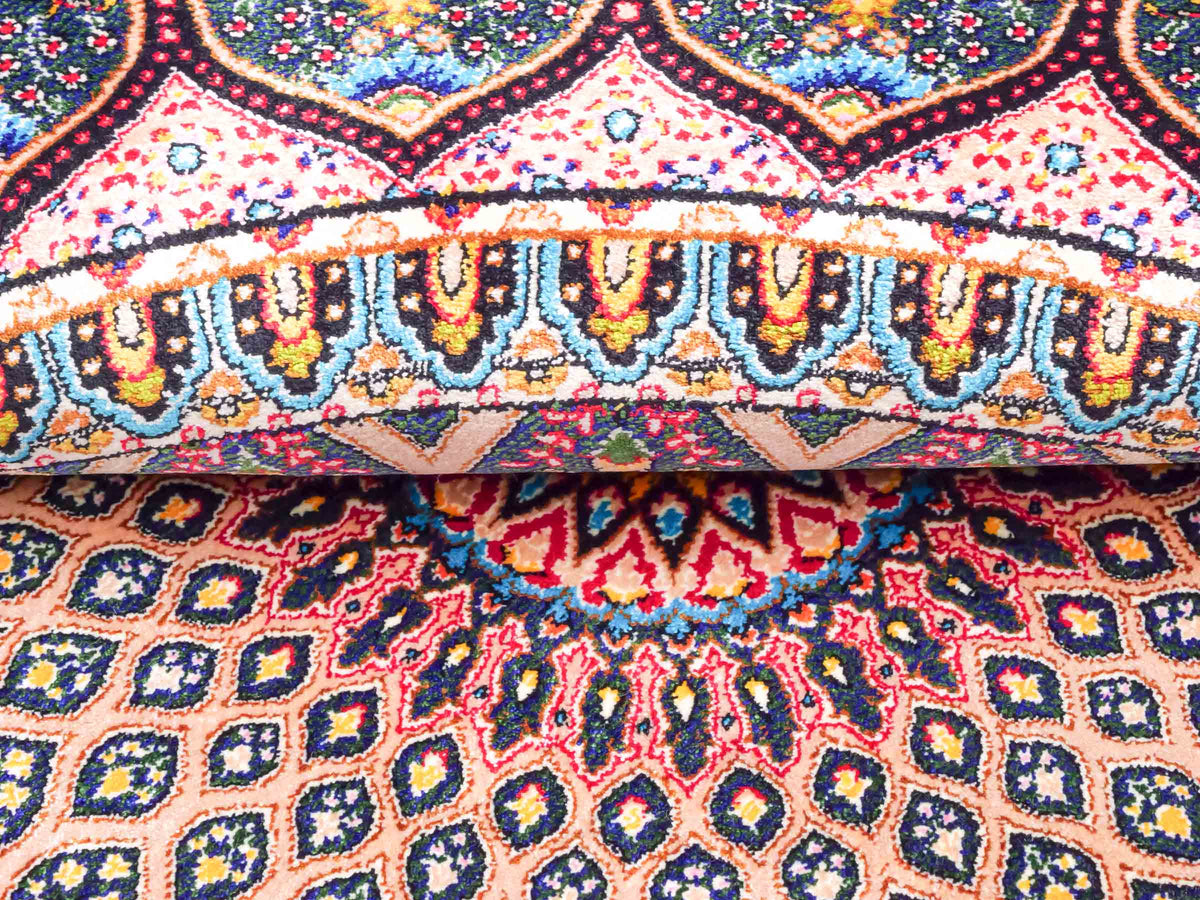 Runder Ghom Maschinenteppich "Goshasp" 100 x 100 cm, mit Medaillon, aus pflanzlicher Seide (Viskose), Beige-Grün. Teppichnummer: V40CG100H. Persian Luxury Collection by Khademi. Made in Iran / Persia – Vertrieb durch JUPITER Intl.