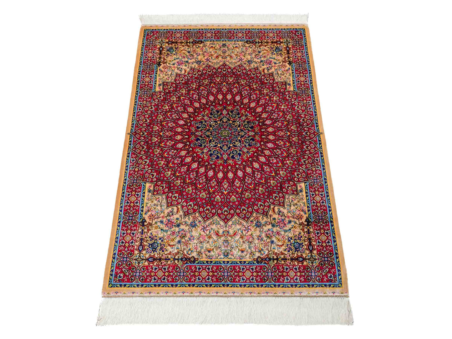 Ghom Maschinenteppich "Homa" 120 x 80 cm aus pflanzlicher Seide (Viskose) mit Medaillon, Beige-Rot. Teppichnummer: V44BR096H. Persian Luxury Collection by Khademi. Made in Iran / Persia – Vertrieb durch JUPITER Intl.