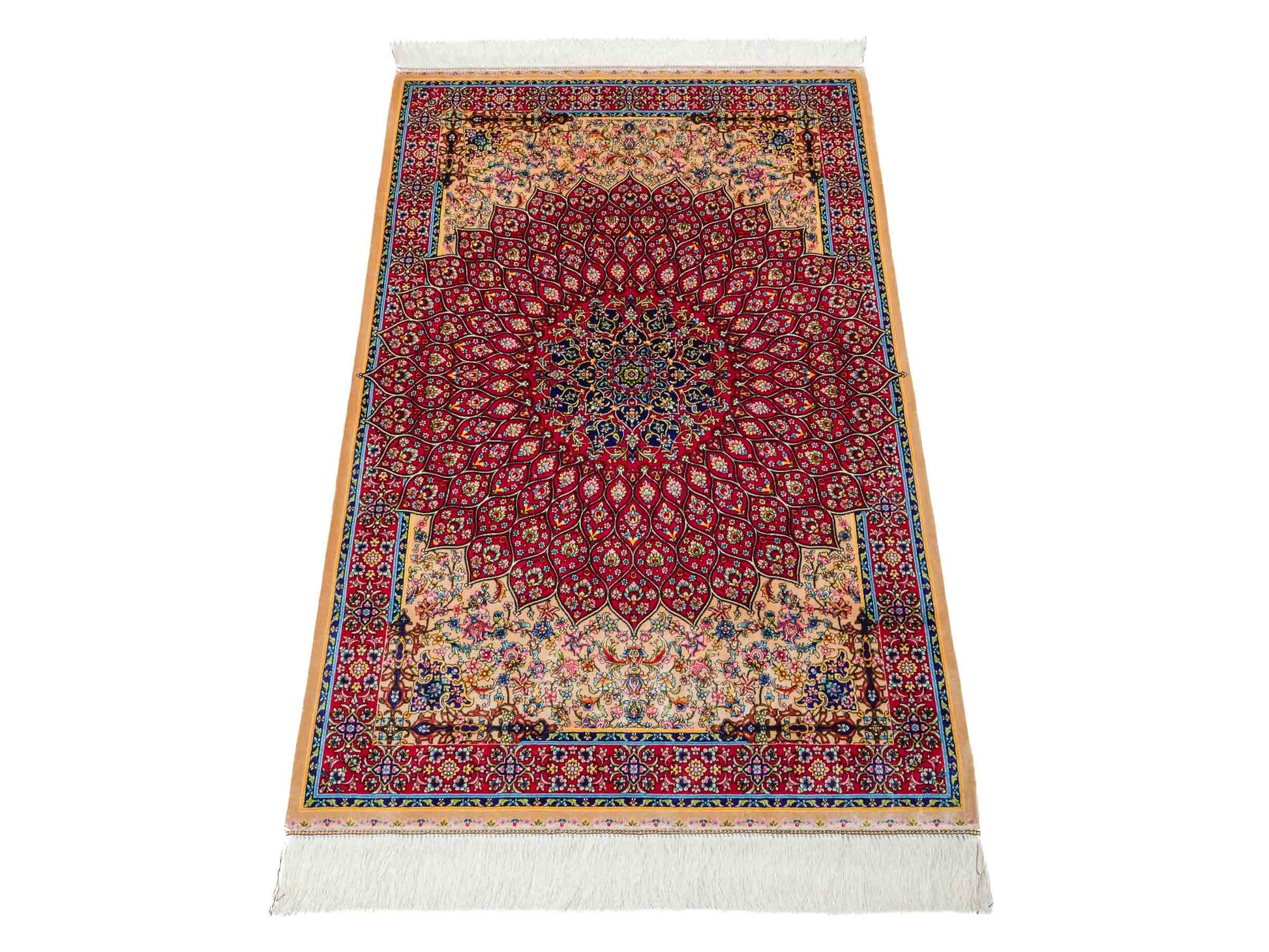 Ghom Maschinenteppich "Homa" 120 x 80 cm aus pflanzlicher Seide (Viskose) mit Medaillon, Beige-Rot. Teppichnummer: V44BR096H. Persian Luxury Collection by Khademi. Made in Iran / Persia – Vertrieb durch JUPITER Intl.