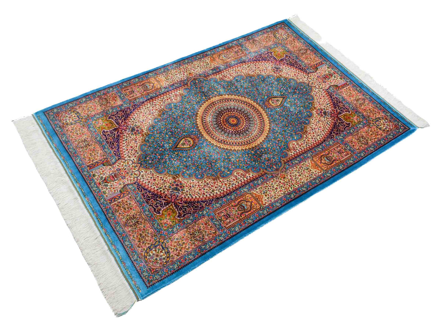 Ghom Maschinenteppich "Homay" 150 x 100 cm aus pflanzlicher Seide (Viskose) mit Medaillon, Hellblau, Cremeweiß. Teppichnummer: V45TC150H. Persian Luxury Collection by Khademi. Made in Iran / Persia – Vertrieb durch JUPITER Intl.