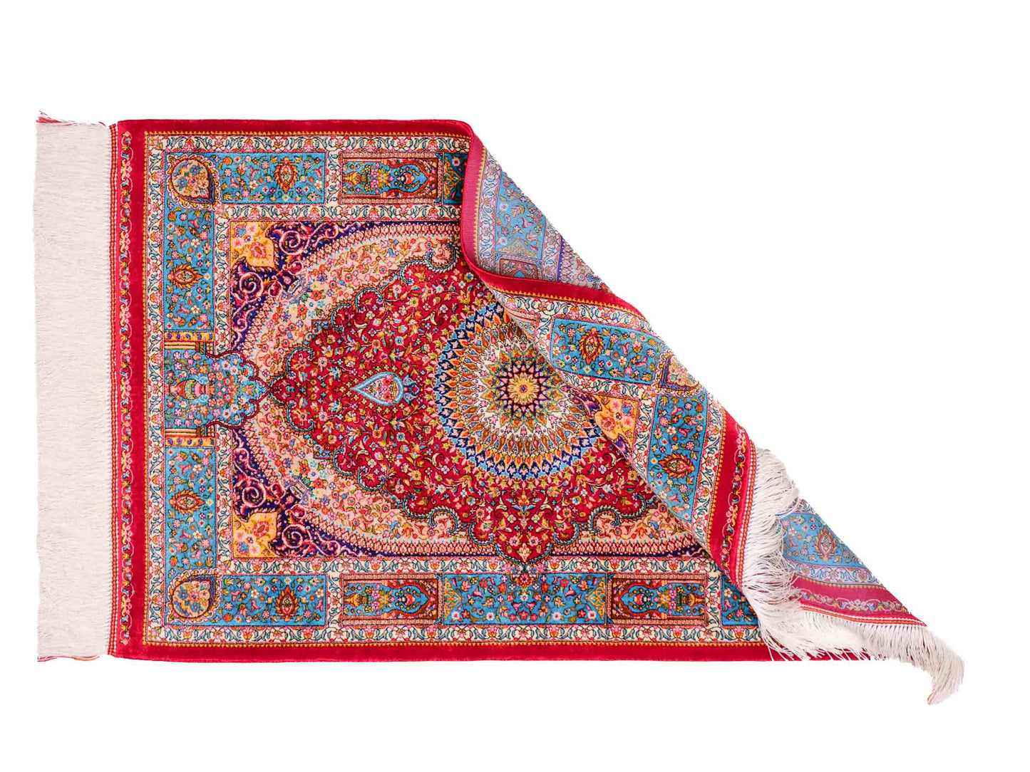 Ghom Maschinenteppich "Homay" 90 x 60 cm aus pflanzlicher Seide (Viskose) mit Medaillon, Rot, Hellblau. Teppichnummer: V45RD054H. Persian Luxury Collection by Khademi. Made in Iran / Persia – Vertrieb durch JUPITER Intl.