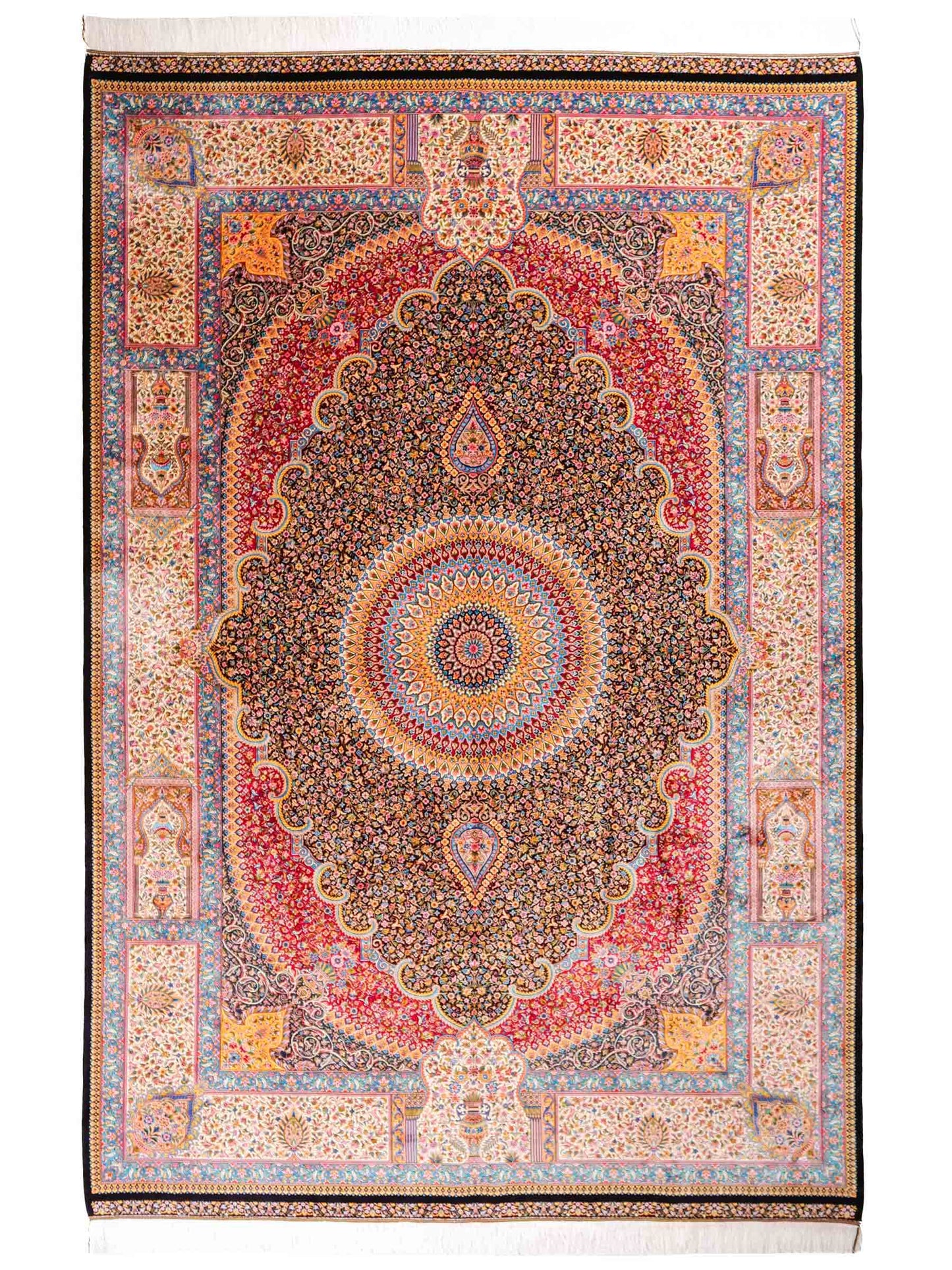 Ghom Maschinenteppich "Iraj" 300 x 200 cm aus pflanzlicher Seide (Viskose) mit Medaillon, Schwarz, Cremeweiß. Teppichnummer: V47BC600H. Persian Luxury Collection by Khademi. Made in Iran / Persia – Vertrieb durch JUPITER Intl.