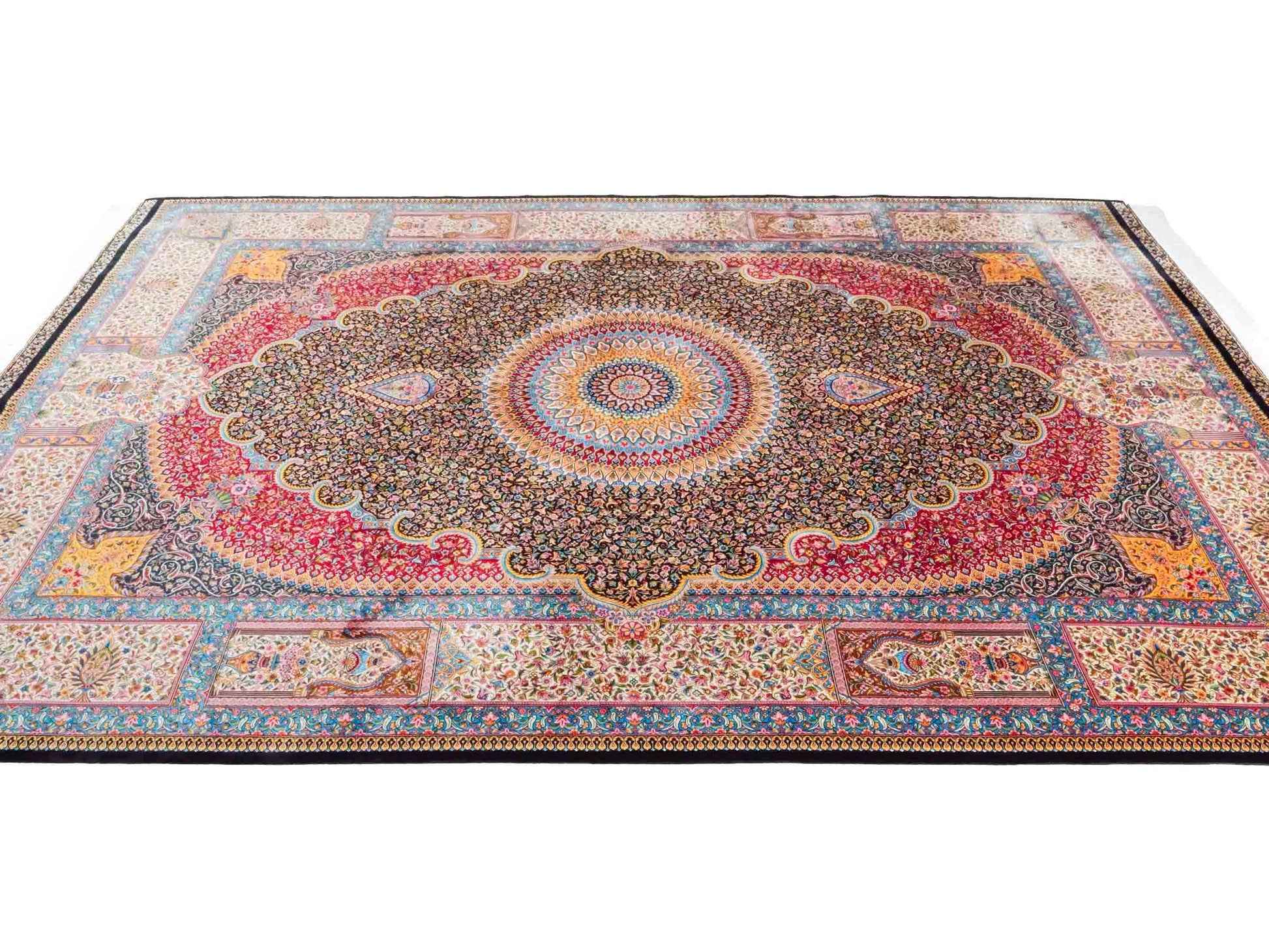 Ghom Maschinenteppich "Iraj" 300 x 200 cm aus pflanzlicher Seide (Viskose) mit Medaillon, Schwarz, Cremeweiß. Teppichnummer: V47BC600H. Persian Luxury Collection by Khademi. Made in Iran / Persia – Vertrieb durch JUPITER Intl.