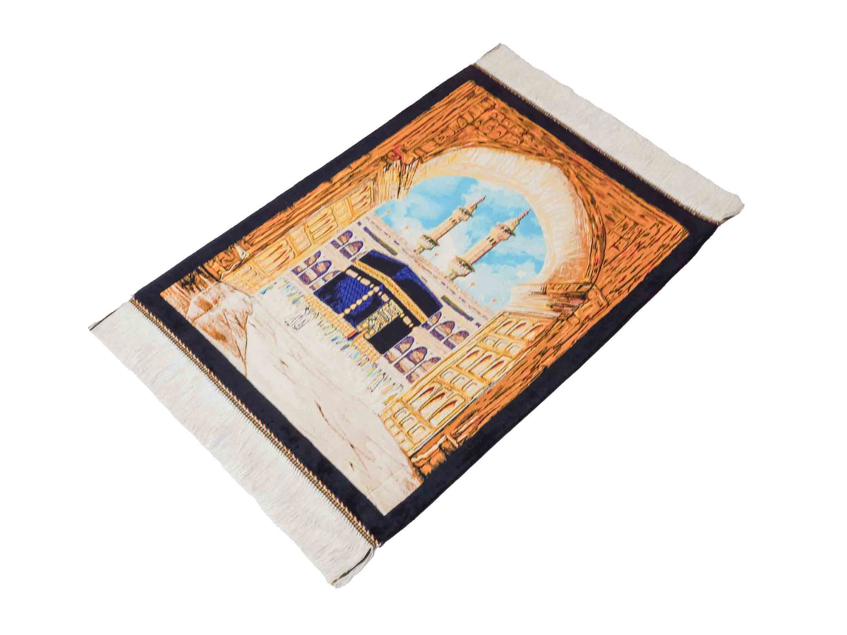 Ghom Maschinenteppich "Kaaba" 80 x 60 cm, Wandteppich / Bildteppich, Mehrfarbig, aus pflanzlicher Seide (Viskose), Hand-Finished. Teppichnummer: V103MC048H. Persian Luxury Collection by Khademi. Made in Iran / Persia – Vertrieb durch JUPITER Intl.