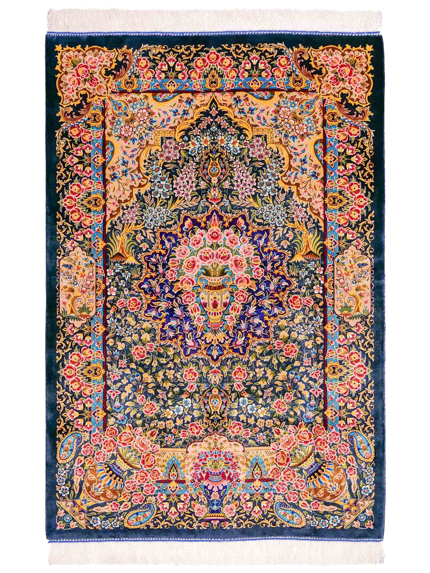 Ghom Maschinenteppich "Kaveh" 150 x 100 cm aus pflanzlicher Seide (Viskose) mit floralem Bildmotiv, Blau und Grün. Teppichnummer: V49TB150H Persian Luxury Collection by Khademi. Made in Iran / Persia – Vertrieb durch JUPITER Intl.