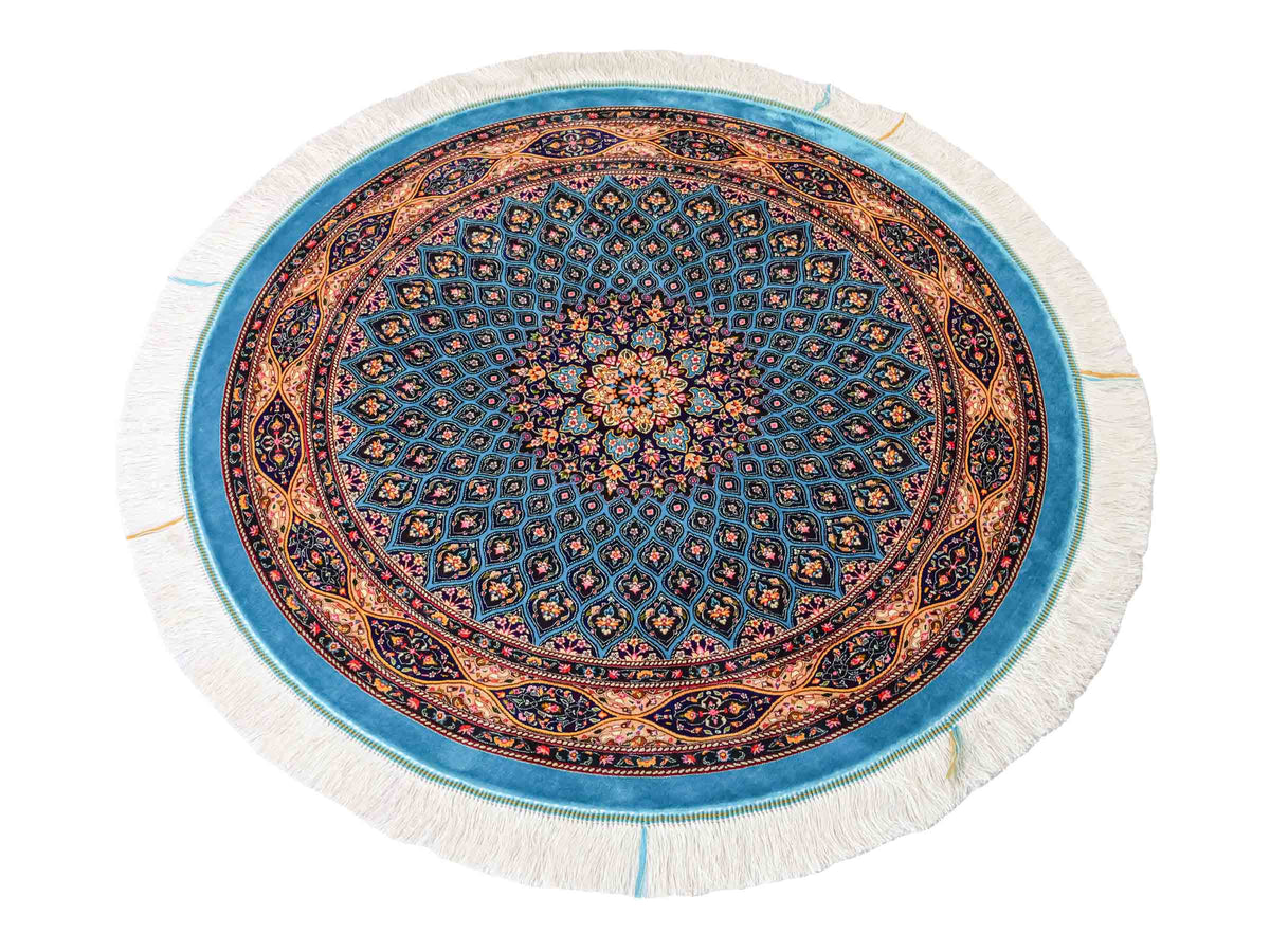 Runder Ghom Maschinenteppich "Kavus" 100 x 100 cm, mit Medaillon, aus pflanzlicher Seide (Viskose), Blau-Grün. Teppichnummer: V50TG100H. Persian Luxury Collection by Khademi. Made in Iran / Persia – Vertrieb durch JUPITER Intl.