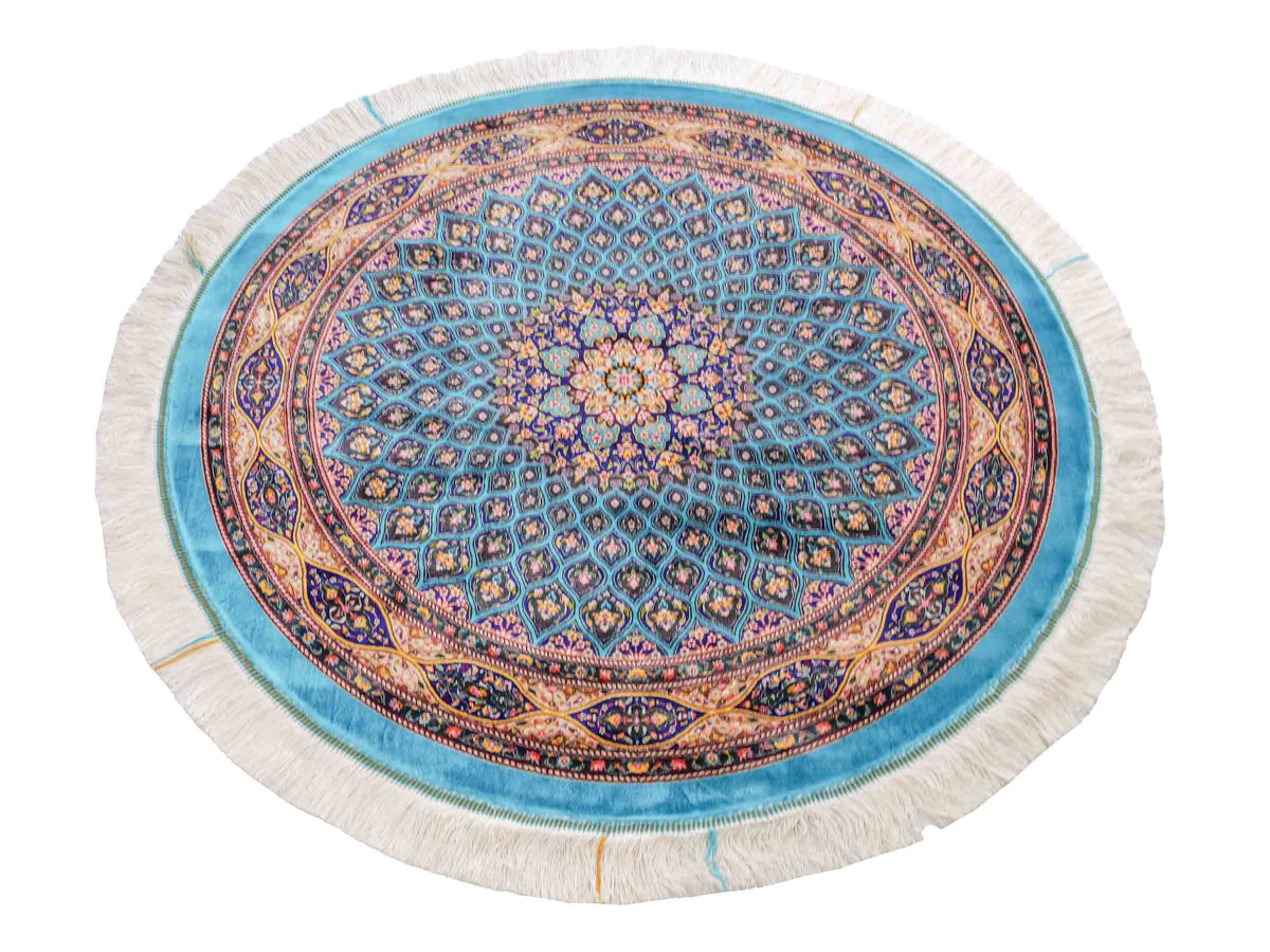 Runder Ghom Maschinenteppich "Kavus" 100 x 100 cm, mit Medaillon, aus pflanzlicher Seide (Viskose), Blau-Grün. Teppichnummer: V50TG100H. Persian Luxury Collection by Khademi. Made in Iran / Persia – Vertrieb durch JUPITER Intl.