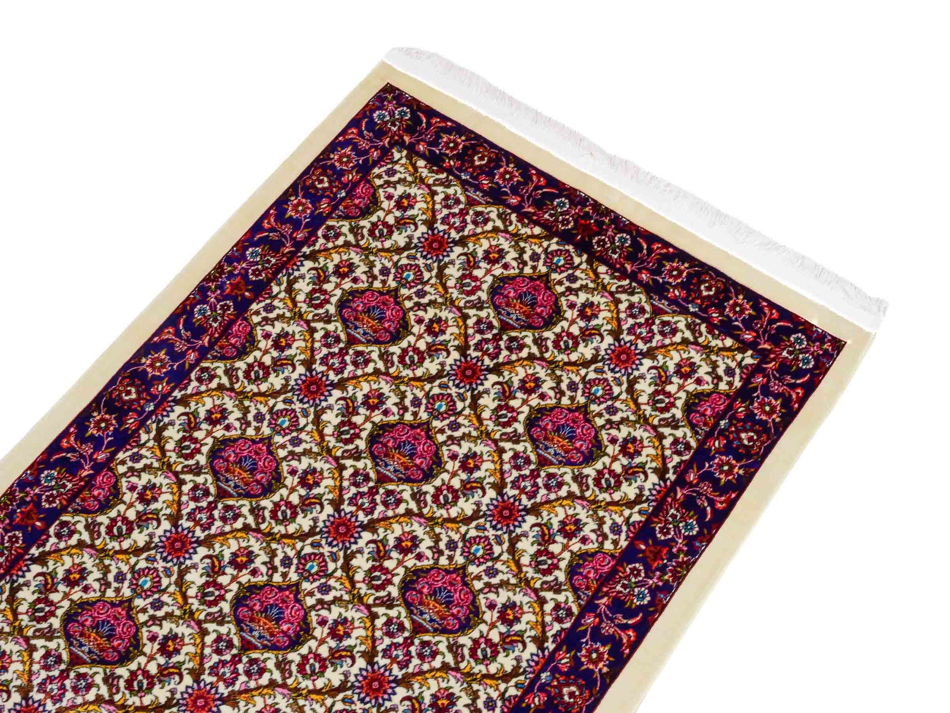 Ghom Maschinenteppich "Kiyumars" 90 x 60 cm aus pflanzlicher Seide (Viskose), Allover-Design, Cremeweiß, Blau, Rot. Teppichnummer: V53CR054M. Persian Luxury Collection by Khademi. Made in Iran / Persia – Vertrieb durch JUPITER Intl.