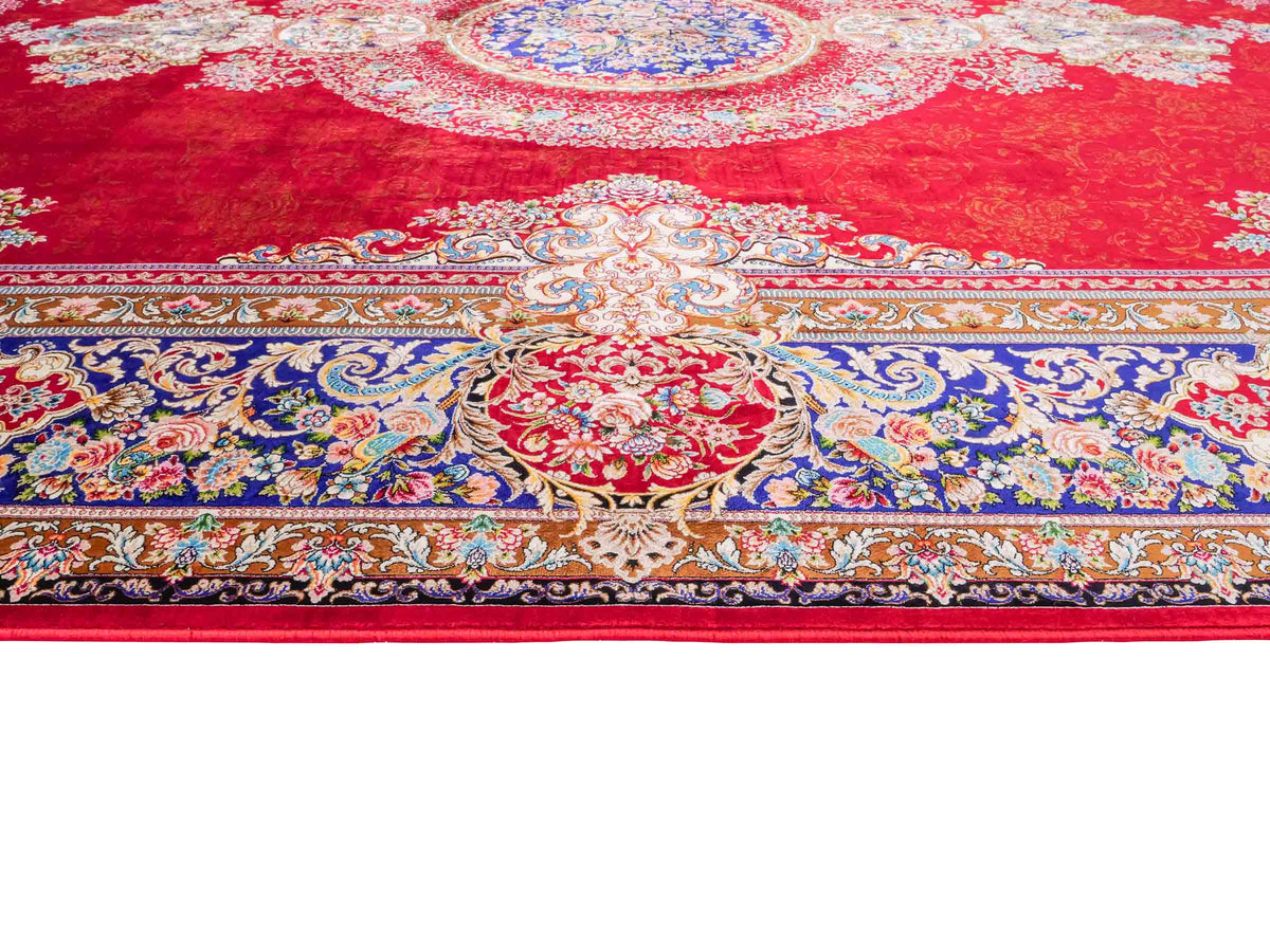 Ghom Maschinenteppich "Kubad" 300 x 200 cm, mit Medaillon, aus pflanzlicher Seide (Viskose), Rot-Marineblau. Teppichnummer: V70RD600M. Persian Luxury Collection by Khademi. Made in Iran / Persia – Vertrieb durch JUPITER Intl.