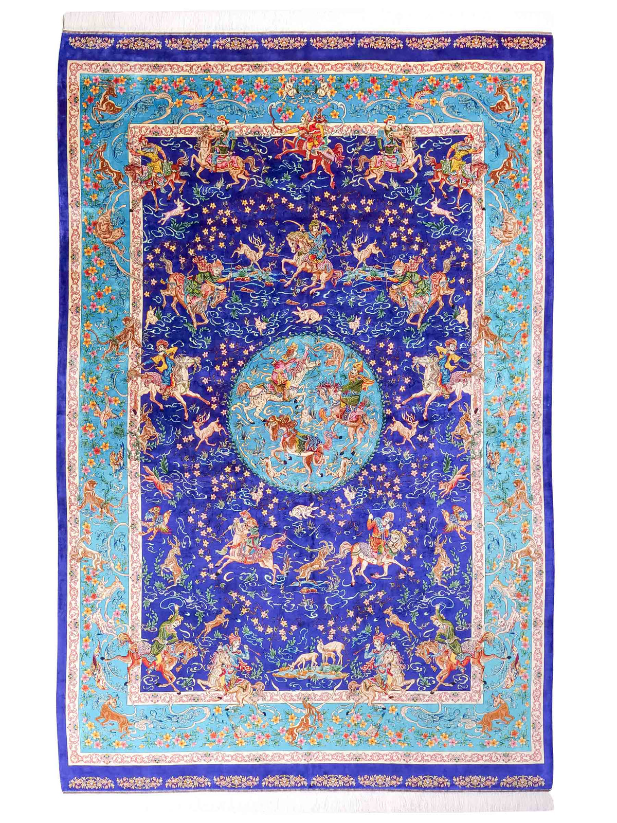 Ghom Maschinenteppich "Mahan" 300 x 200 cm, mit Jagdmotiv-Medaillon, aus pflanzlicher Seide (Viskose), Blau/Hellblau. Teppichnummer: V60DB600H. Persian Luxury Collection by Khademi. Made in Iran / Persia – Vertrieb durch JUPITER Intl.