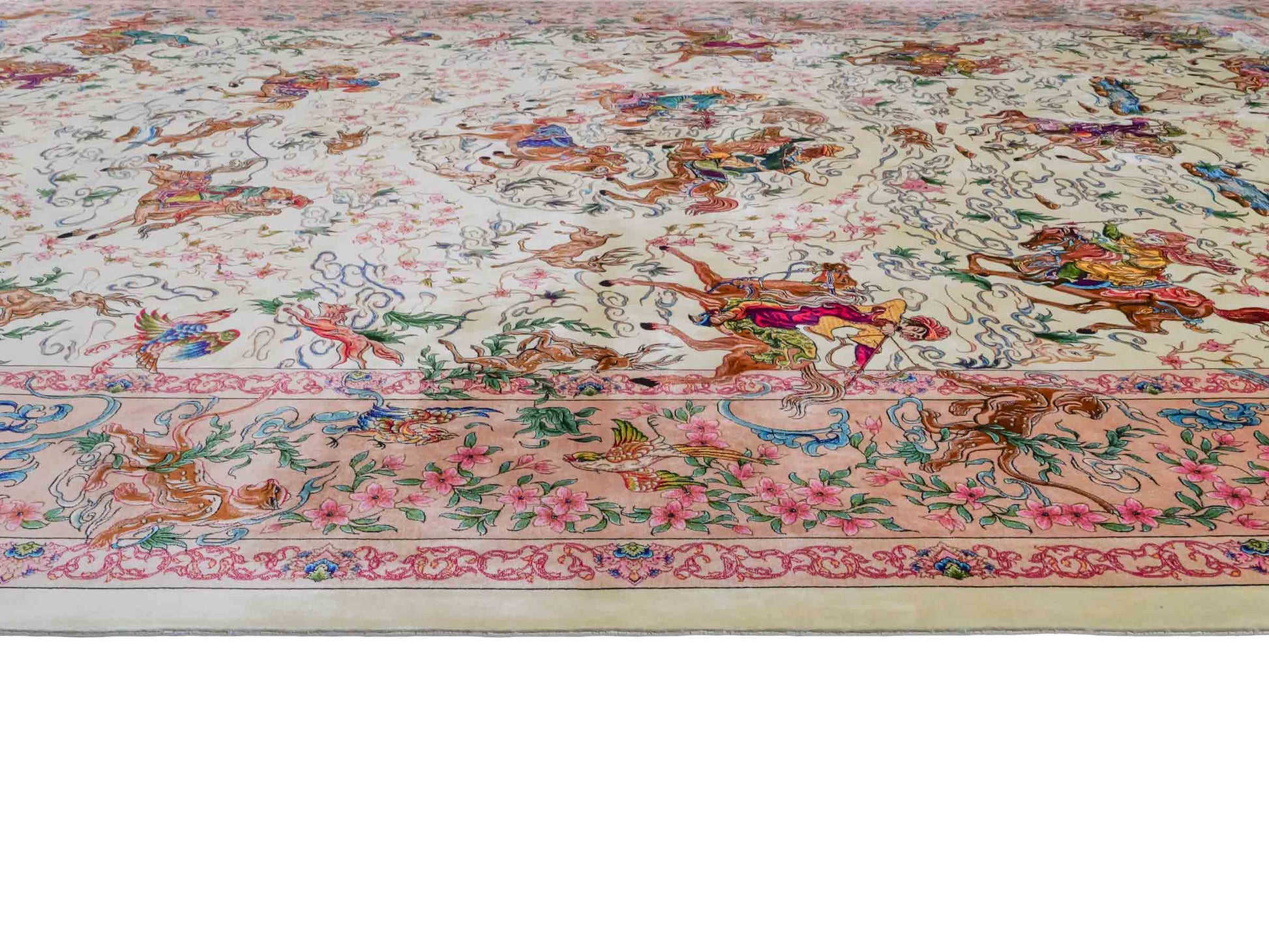 Ghom Maschinenteppich "Mahan" 300 x 200 cm aus pflanzlicher Seide (Viskose) mit Jagdmotiv-Medaillon, Cremeweiß, Beige. Teppichnummer: V60CR600H. Persian Luxury Collection by Khademi. Made in Iran / Persia – Vertrieb durch JUPITER Intl.