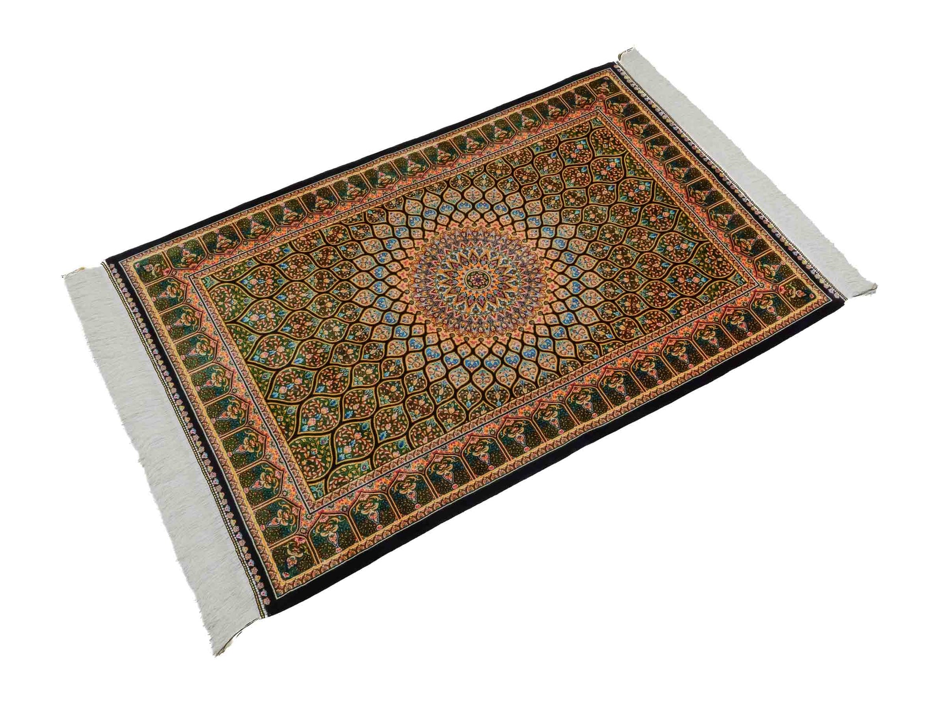 Ghom Maschinenteppich "Manuchehr" 120 x 80 cm aus pflanzlicher Seide (Viskose) mit Gumbad-Medaillon, Schwarz. Teppichnummer: V56BK096H. Persian Luxury Collection by Khademi. Made in Iran / Persia – Vertrieb durch JUPITER Intl.