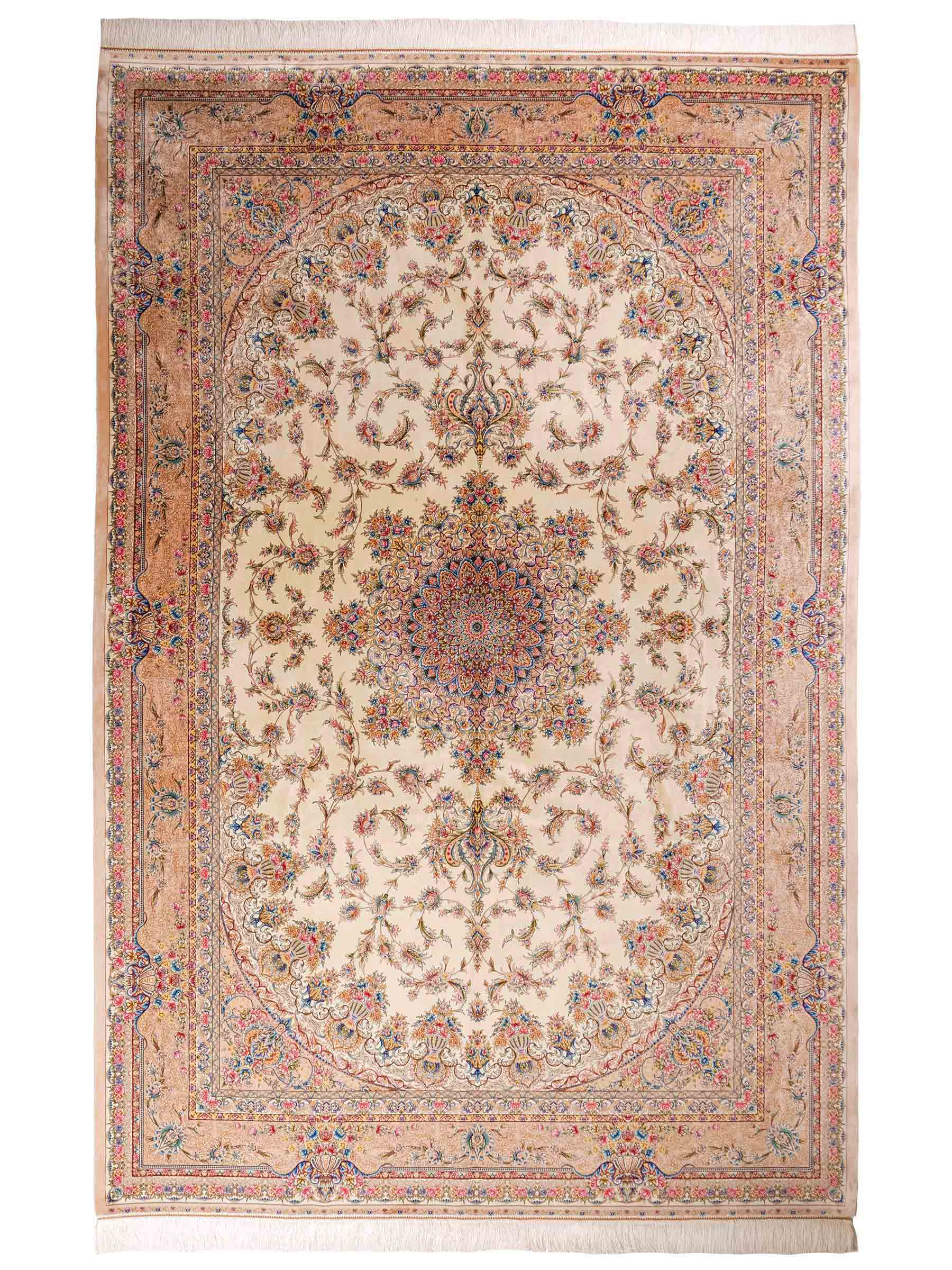 Ghom Maschinenteppich "Mehr" 300 x 200 cm aus pflanzlicher Seide (Viskose) mit Medaillon, Cremeweiß, Beige. Teppichnummer: V61CR600H. Persian Luxury Collection by Khademi. Made in Iran / Persia – Vertrieb durch JUPITER Intl.