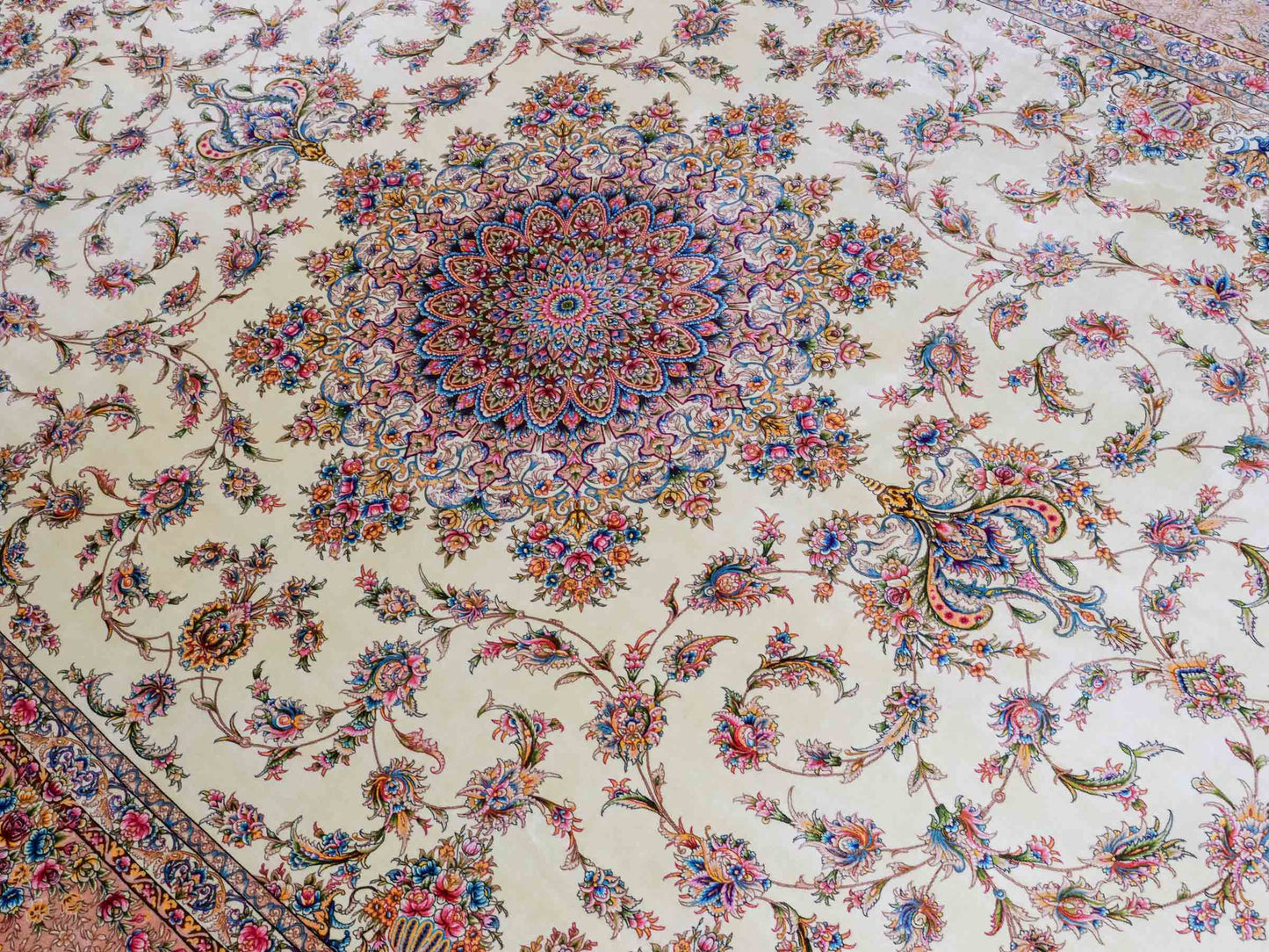 Qom Machine-Made Rug "Mehr" 300x200