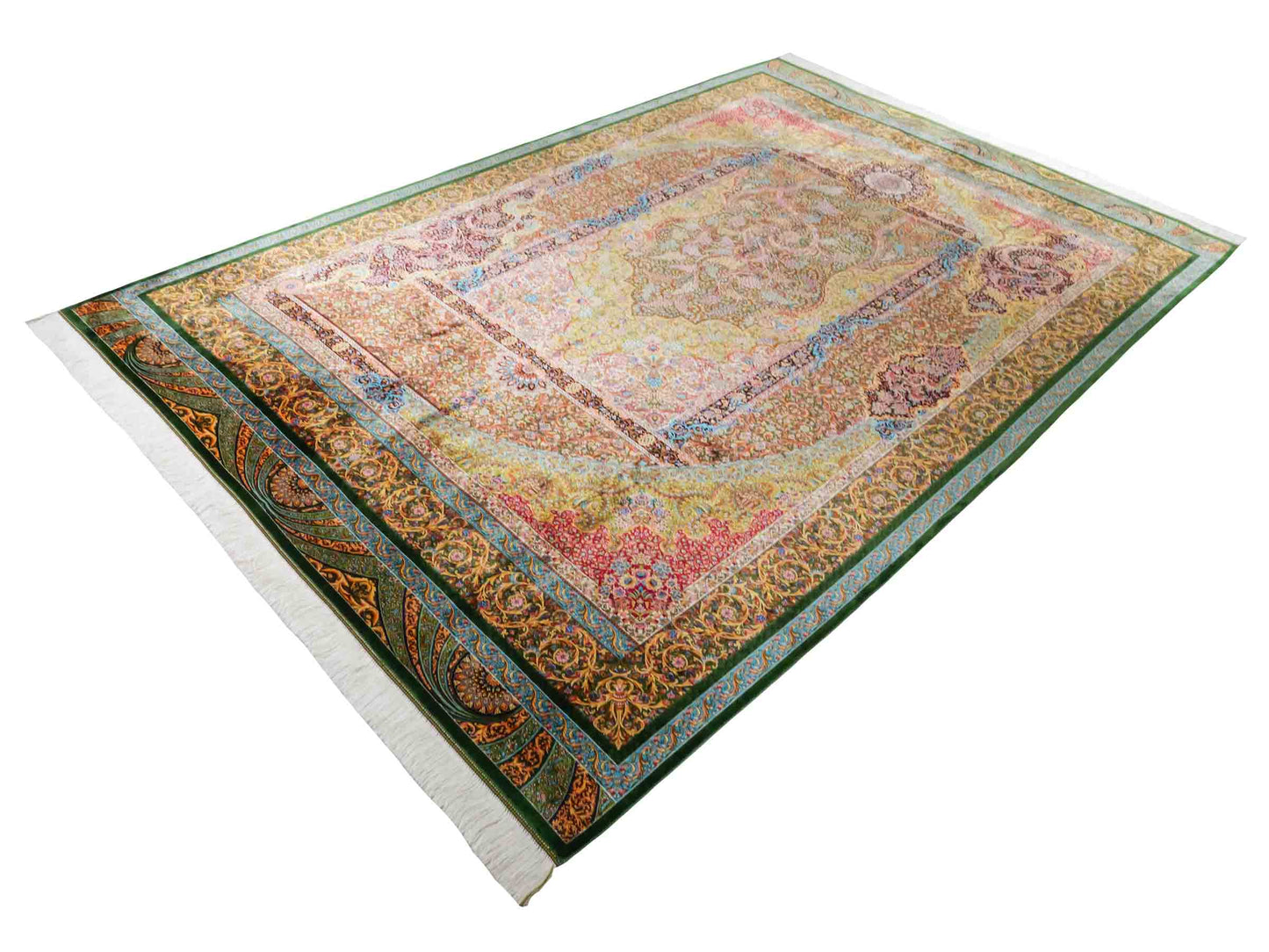 Ghom Maschinenteppich "Mehrab" 300 x 200 cm aus pflanzlicher Seide (Viskose) mit Paradies-Lebensbaum, Grün. Teppichnummer: V62MG600H. Persian Luxury Collection by Khademi. Made in Iran / Persia – Vertrieb durch JUPITER Intl.