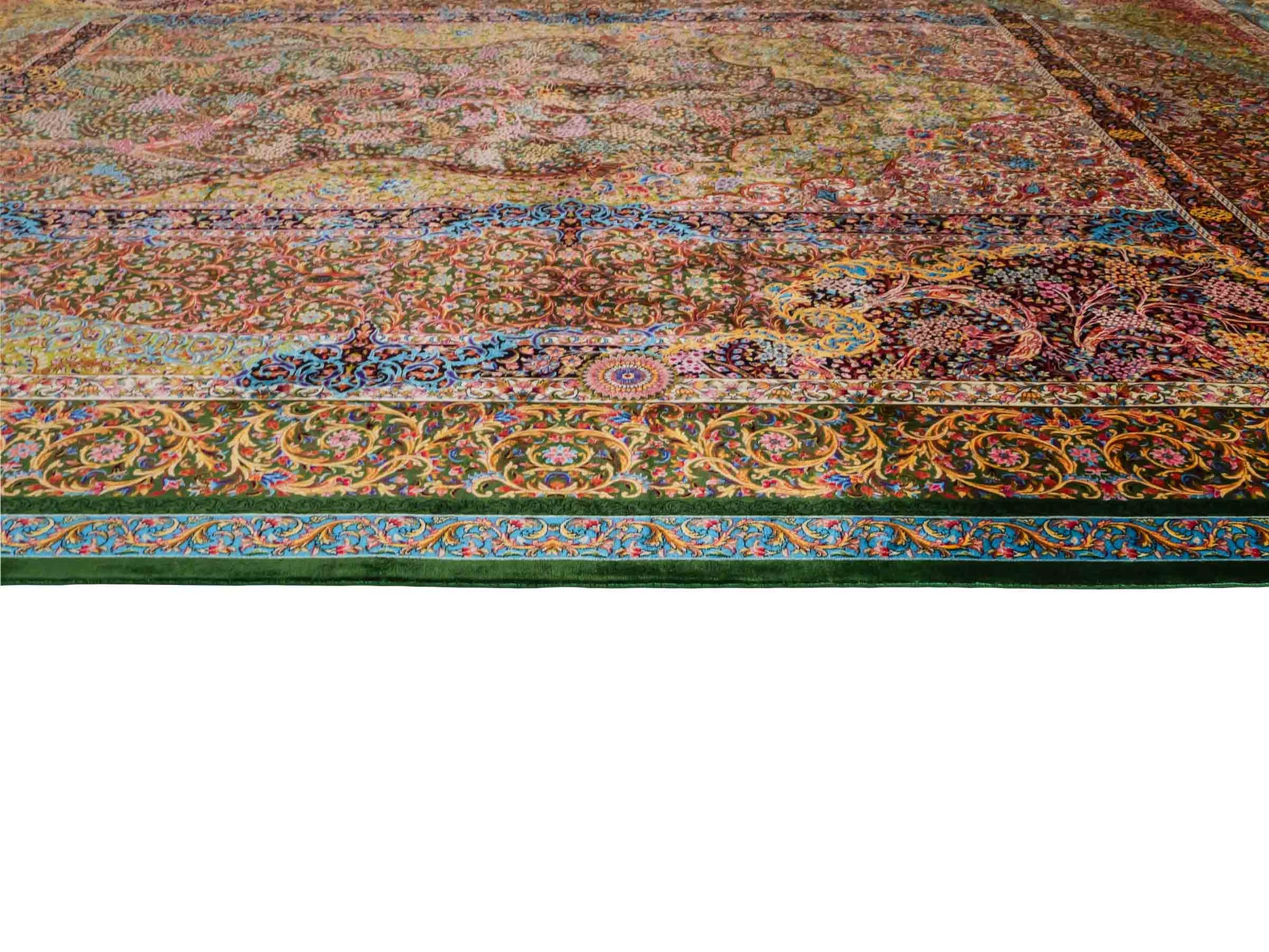 Ghom Maschinenteppich "Mehrab" 300 x 200 cm aus pflanzlicher Seide (Viskose) mit Paradies-Lebensbaum, Grün. Teppichnummer: V62MG600H. Persian Luxury Collection by Khademi. Made in Iran / Persia – Vertrieb durch JUPITER Intl.