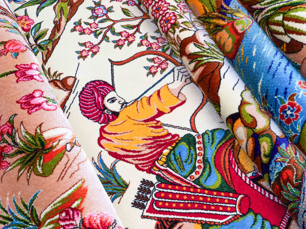 Ghom Maschinenteppich "Pahlevan" 290 x 200 cm, mit Jagdmotiv / Paradies Garten Eden, aus pflanzlicher Seide (Viskose), Cremeweiß/Beige. Teppichnummer: V66CB580H. Persian Luxury Collection by Khademi. Made in Iran / Persia – Seller: JUPITER Intl.