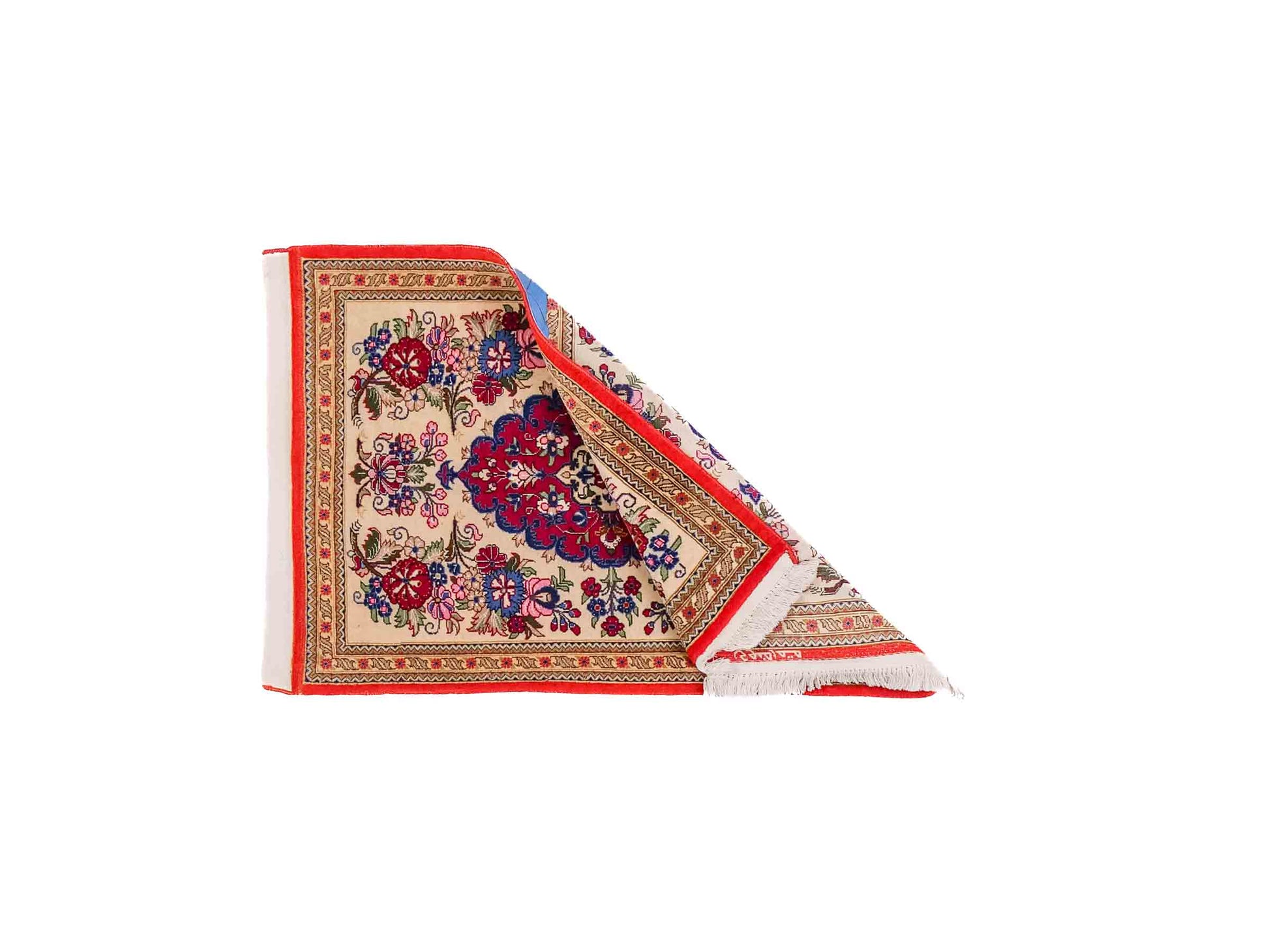 Handgeknüpfter Razawi Ghom Perserteppich von Khademi aus Wolle, cremeweiß, rot. Persischer Teppich mit Signatur. Orientteppich von Hand geknüpft in Iran. Größe: 91 cm x 65 cm. Teppichnummer: SB3-1005. Verkauf durch Jupiter Intl.