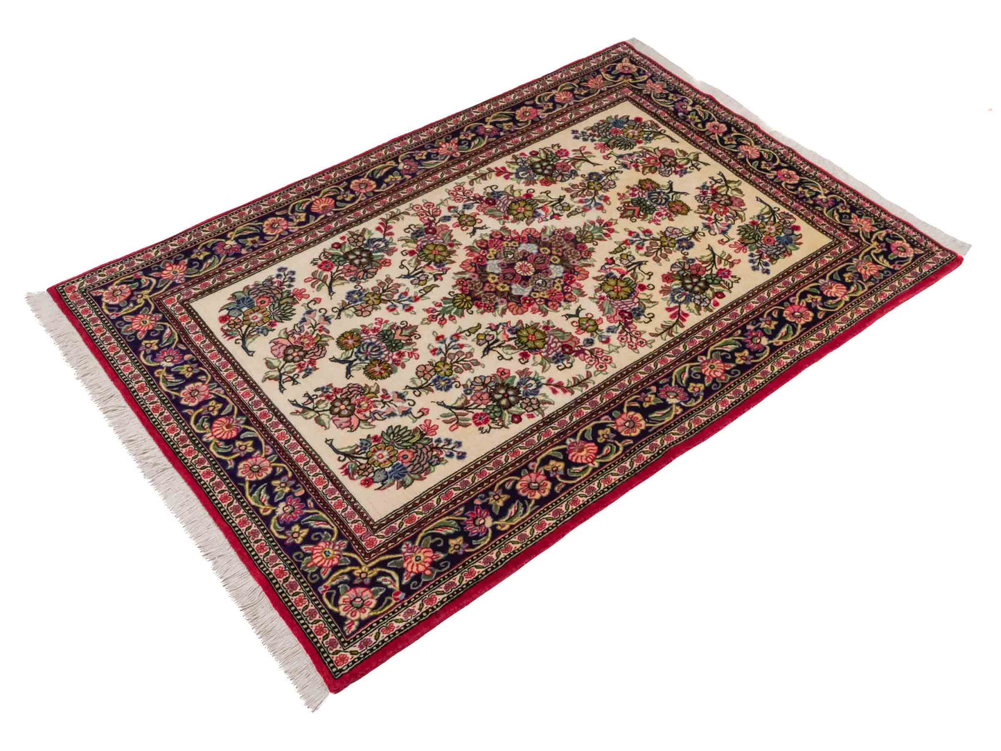 Handgeknüpfter Ghom Perserteppich von Khademi aus Wolle, cremeweiß, bunt. Persischer Teppich. Orientteppich von Hand geknüpft in Iran. Größe: 157 cm x 103 cm. Teppichnummer: SB3-1038. Verkauf durch Jupiter Intl.