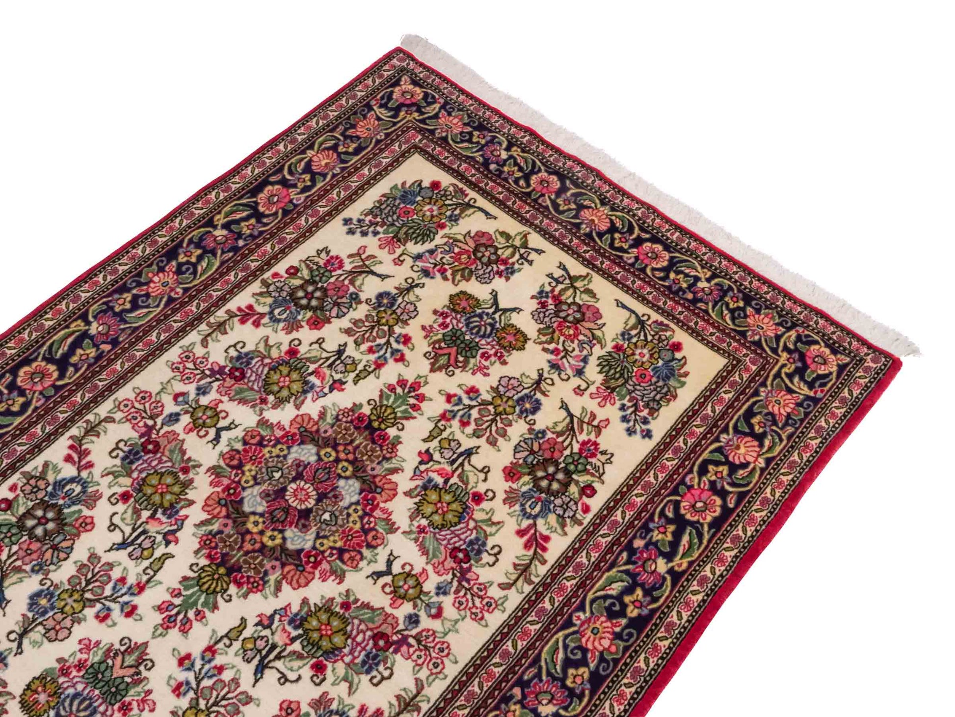 Handgeknüpfter Ghom Perserteppich von Khademi aus Wolle, cremeweiß, bunt. Persischer Teppich. Orientteppich von Hand geknüpft in Iran. Größe: 157 cm x 103 cm. Teppichnummer: SB3-1038. Verkauf durch Jupiter Intl.