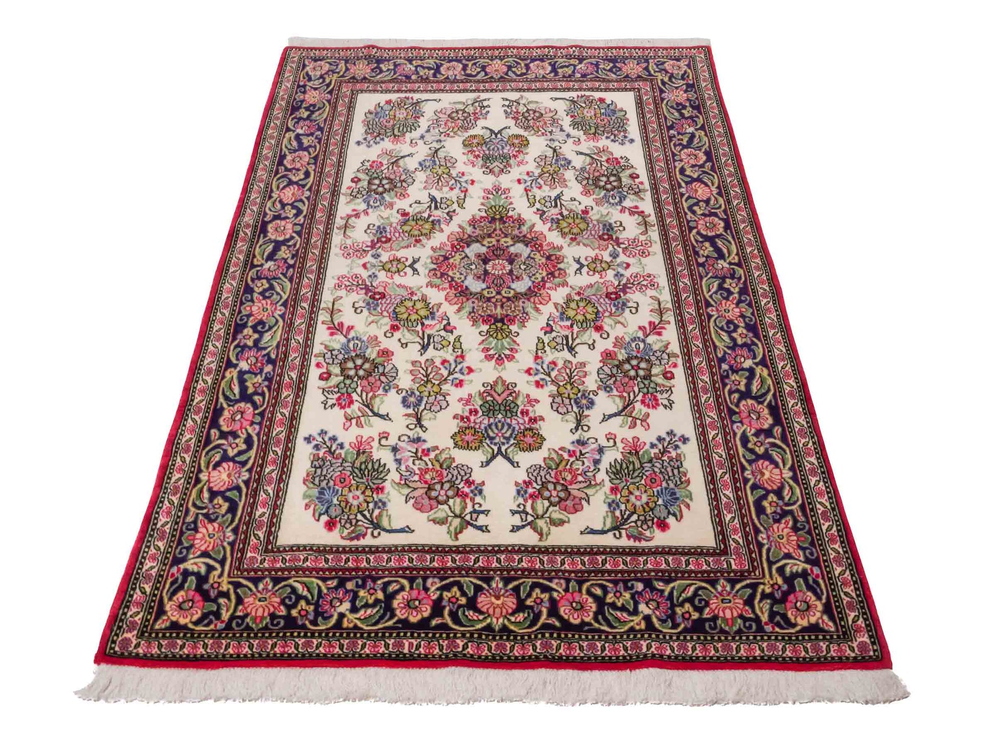 Handgeknüpfter Ghom Perserteppich von Khademi aus Wolle, cremeweiß, bunt. Persischer Teppich. Orientteppich von Hand geknüpft in Iran. Größe: 157 cm x 103 cm. Teppichnummer: SB3-1038. Verkauf durch Jupiter Intl.