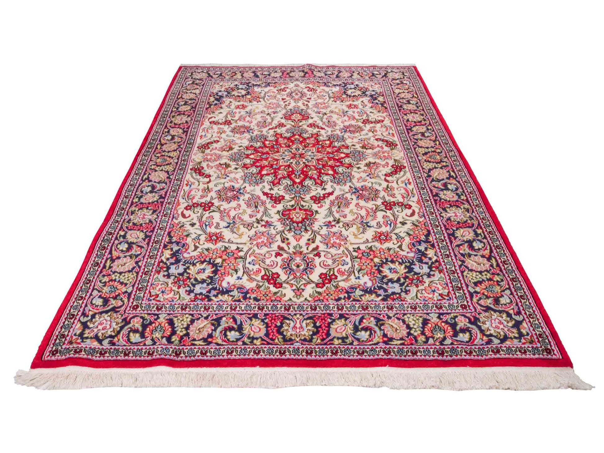 Handgeknüpfter Ghom Perserteppich von Khademi aus Wolle, cremeweiß, rot. Persischer Teppich. Orientteppich von Hand geknüpft in Iran. Größe: 219 cm x 140 cm. Teppichnummer: SB3-1127. Verkauf durch Jupiter Intl.